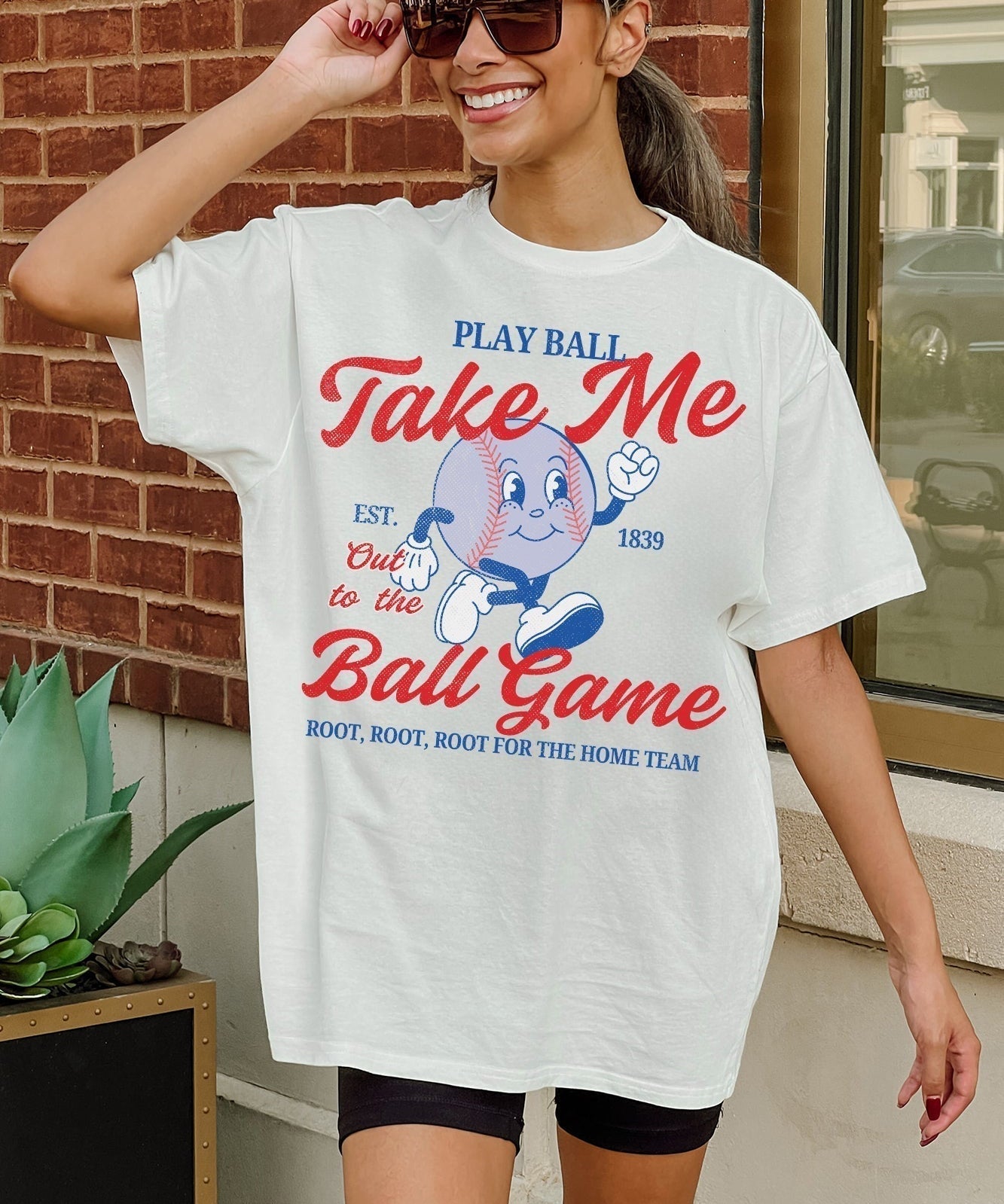 Springtime Style: Baseball Game Day Outfits for Women