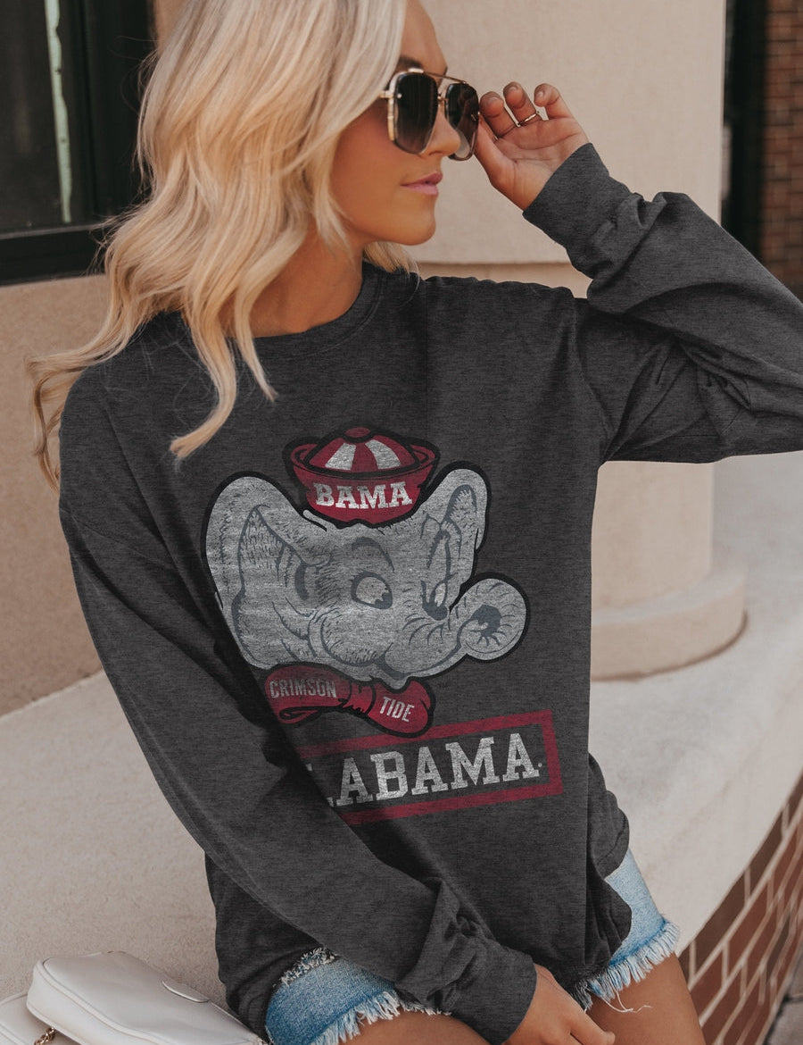 Team Spirit in Style: Mom and Kid Matching NCAA Game Day Outfits