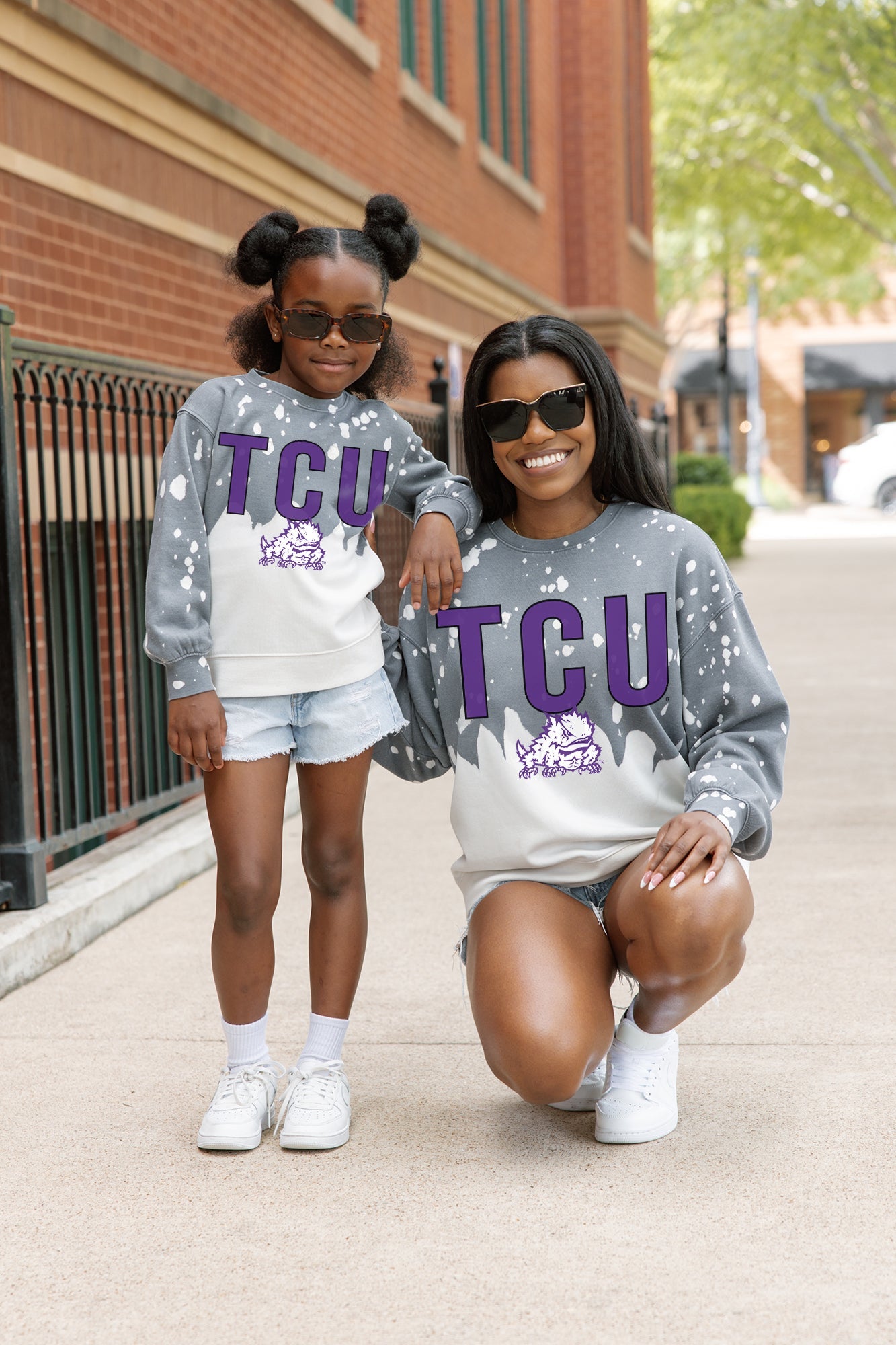 TCU HORNED FROGS CASUAL FAN KIDS FADED WASH CREWNECK PULLOVER