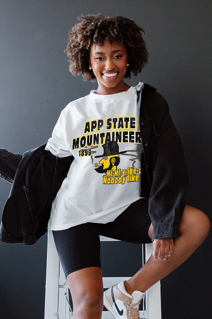 APPALACHIAN STATE MOUNTAINEERS IN THE LEAD OVERSIZED CREWNECK TEE
