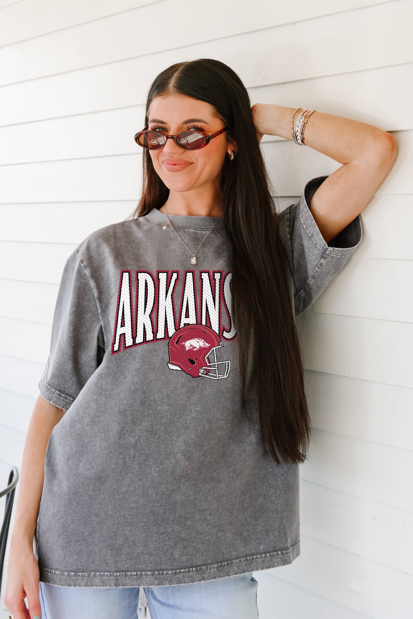 ARKANSAS RAZORBACKS PLAYBOOK WIN OVERSIZED CREWNECK TEE