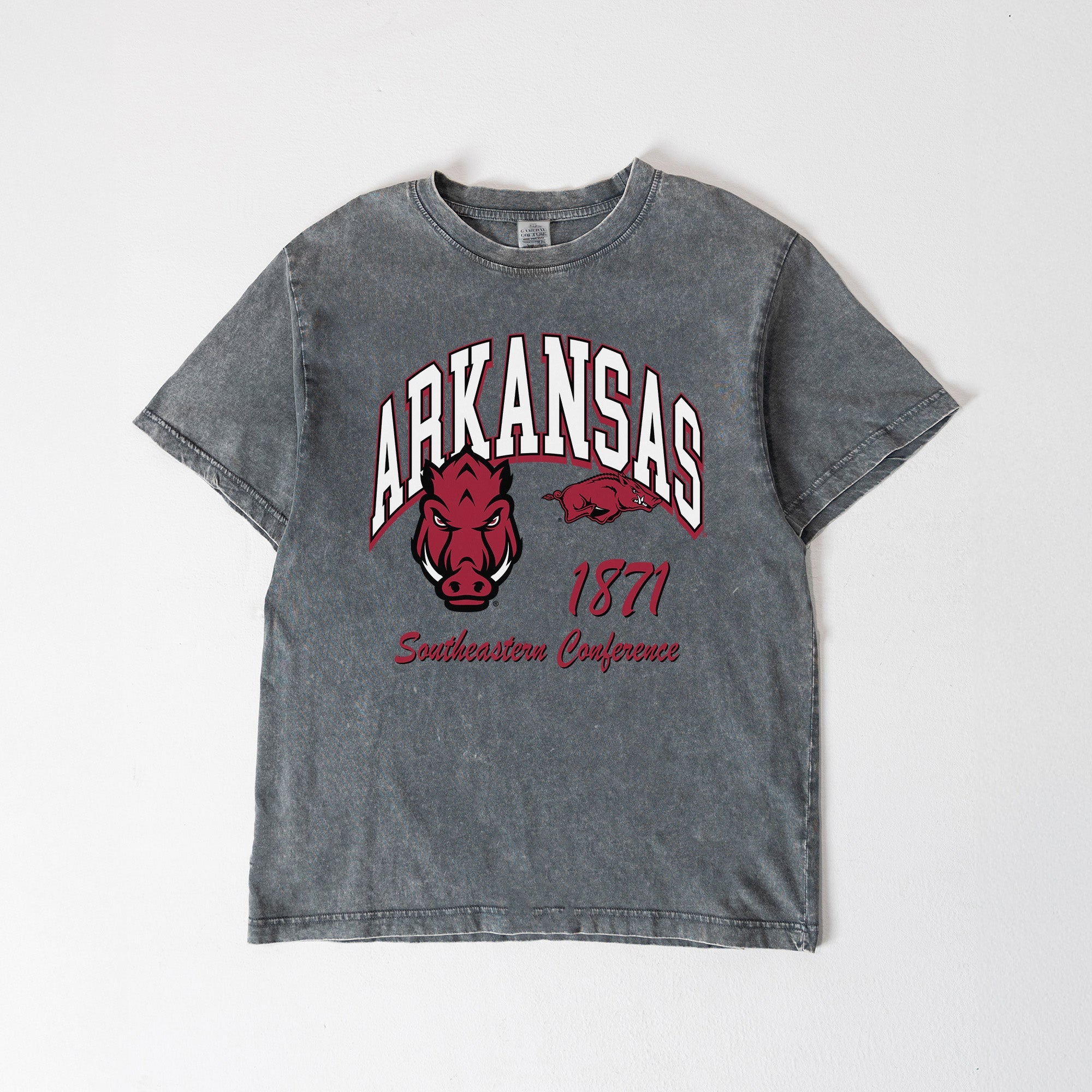 ARKANSAS RAZORBACKS CLASSIC MOTION WASHED RELAXED FIT TEE