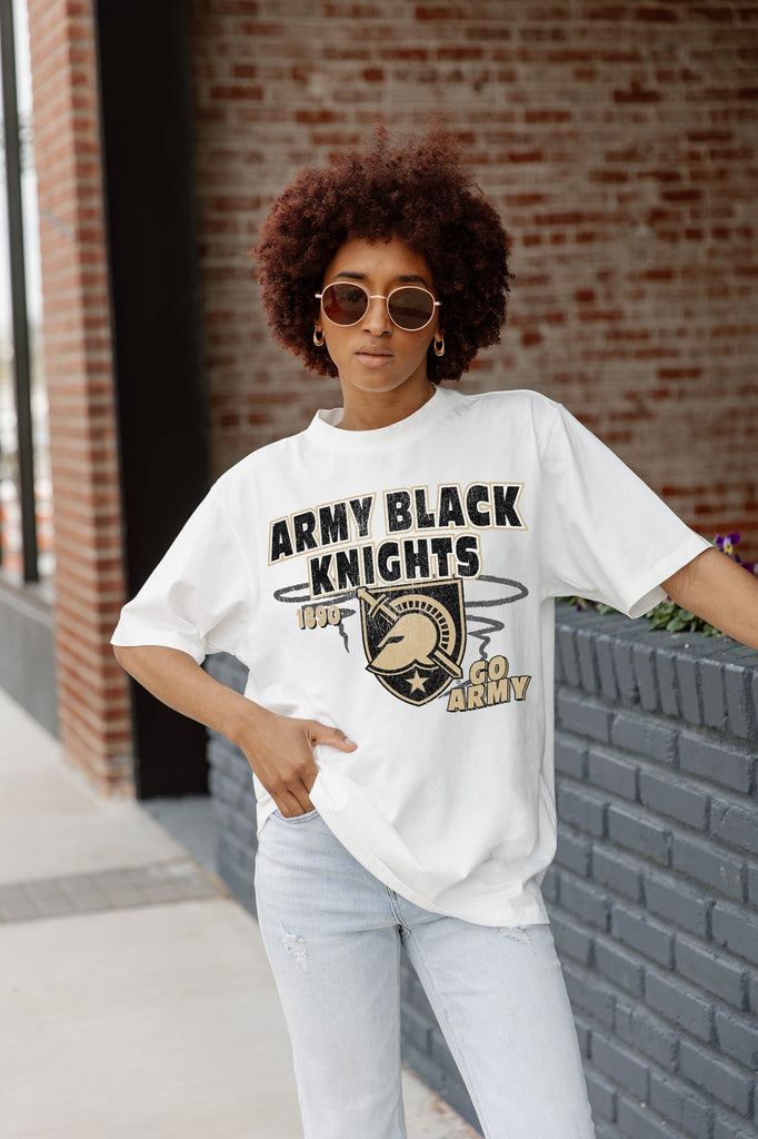 ARMY BLACK KNIGHTS IN THE LEAD OVERSIZED CREWNECK TEE