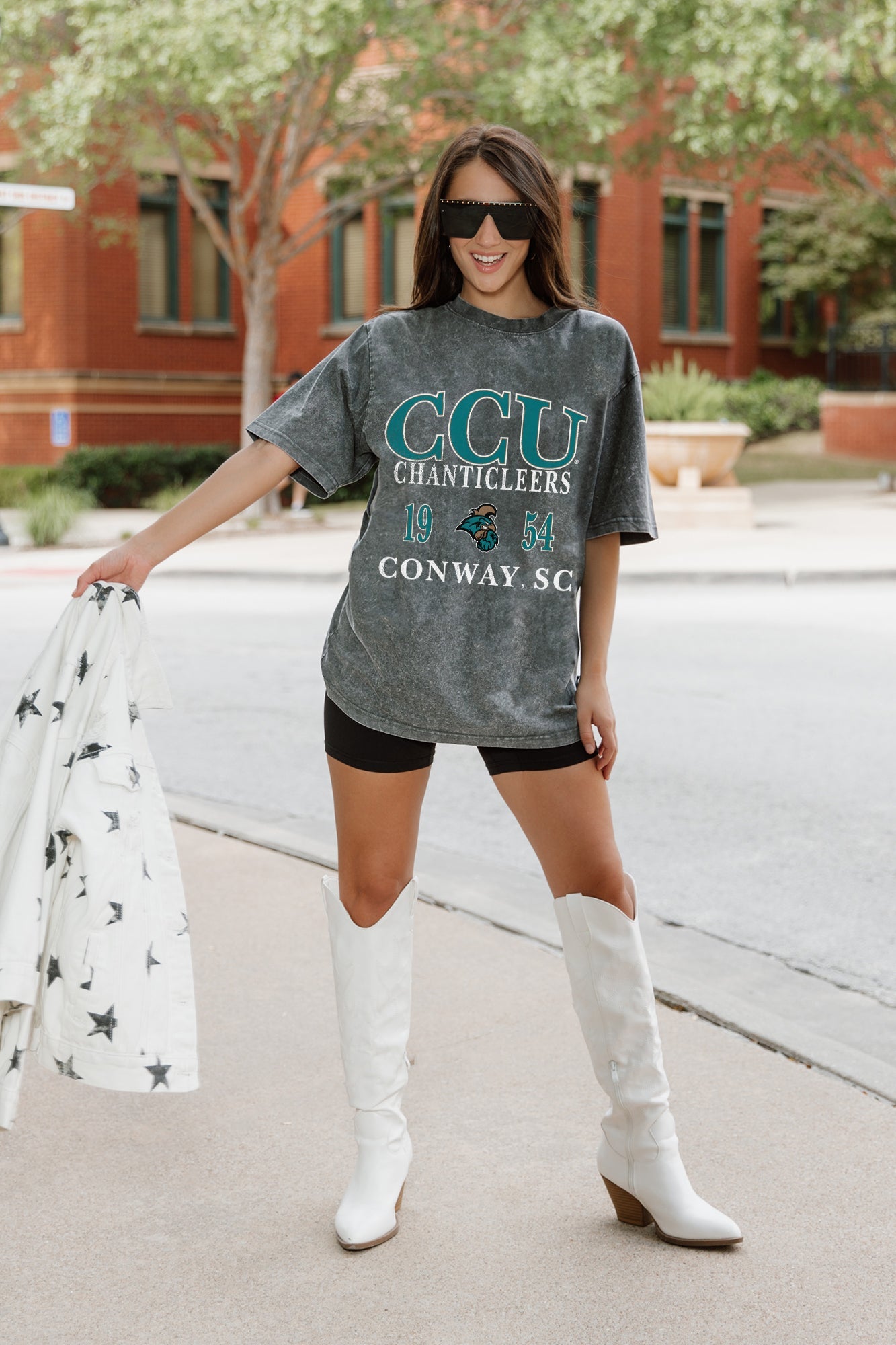 COASTAL CAROLINA CHANTICLEERS THROWBACK OVERSIZED CREWNECK TEE