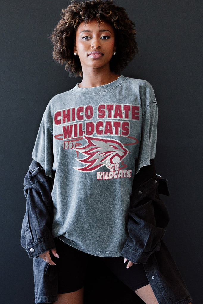 CHICO STATE WILDCATS KEEP THE LEAD OVERSIZED CREWNECK TEE