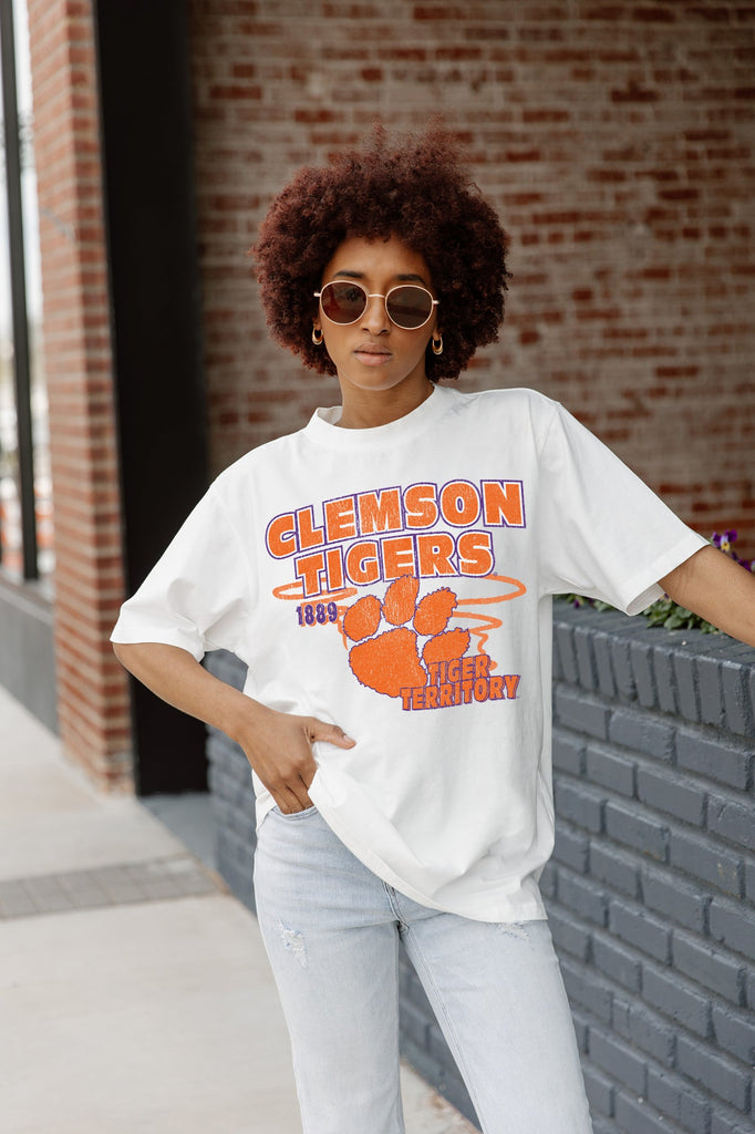 CLEMSON TIGERS IN THE LEAD OVERSIZED CREWNECK TEE