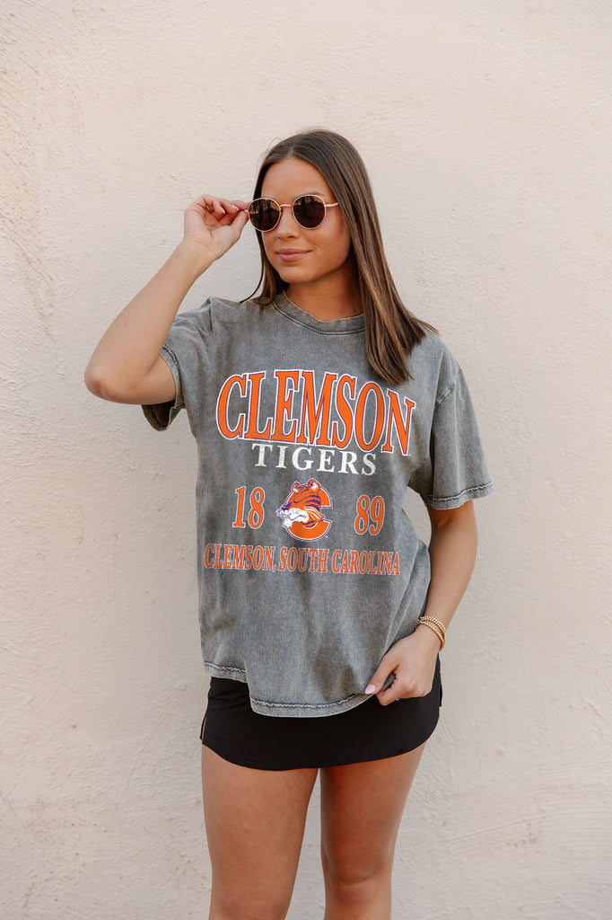 CLEMSON TIGERS TIME-HONORED OVERSIZED CREWNECK TEE