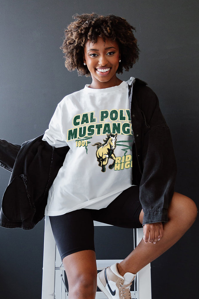 CAL POLY MUSTANGS IN THE LEAD OVERSIZED CREWNECK TEE
