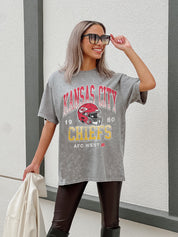 KANSAS CITY CHIEFS Nothing But The Best Oversized Crewneck Tee
