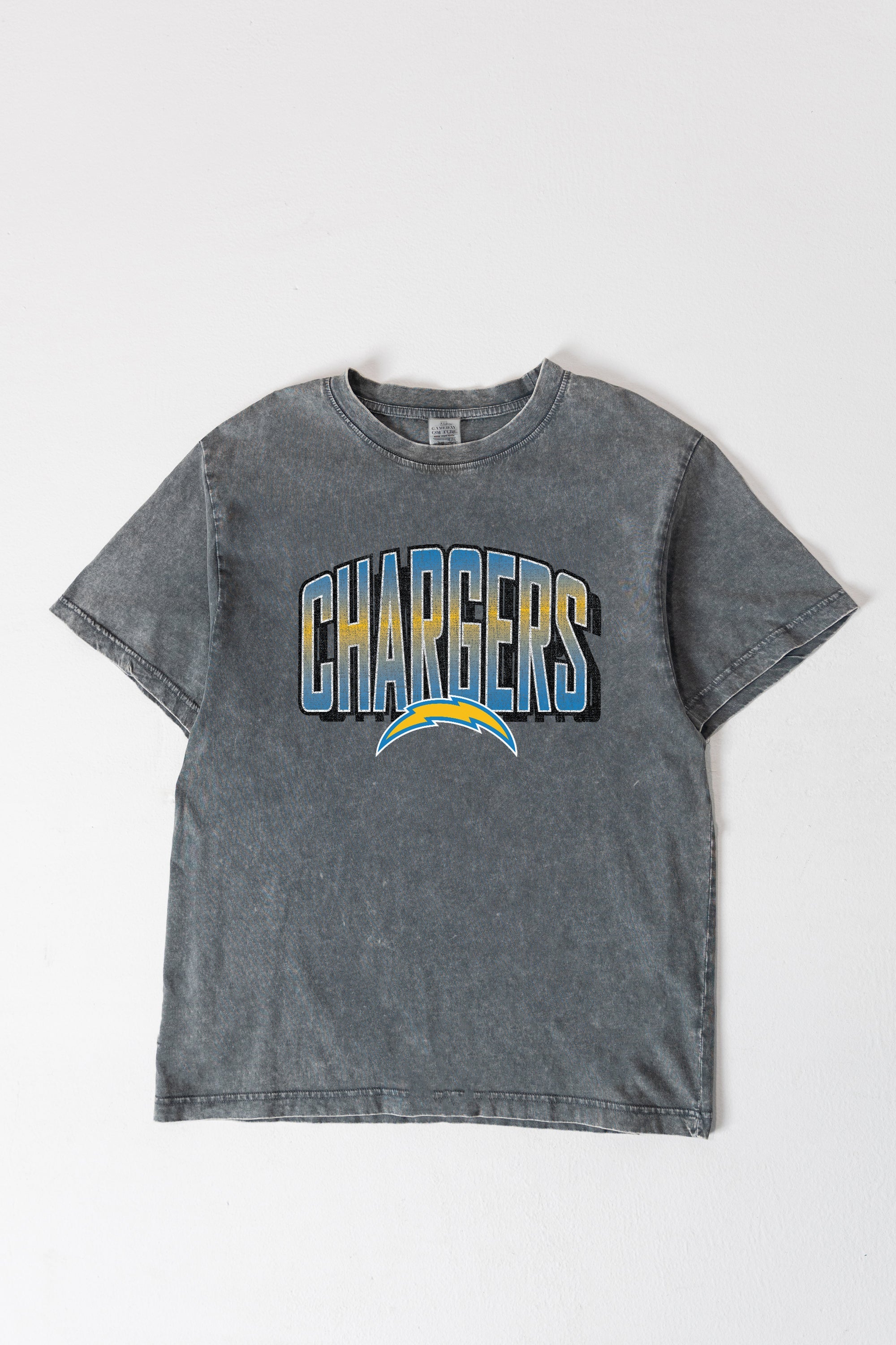 LOS ANGELES CHARGERS PEAK PERFORMANCE OVERSIZED CREWNECK TEE