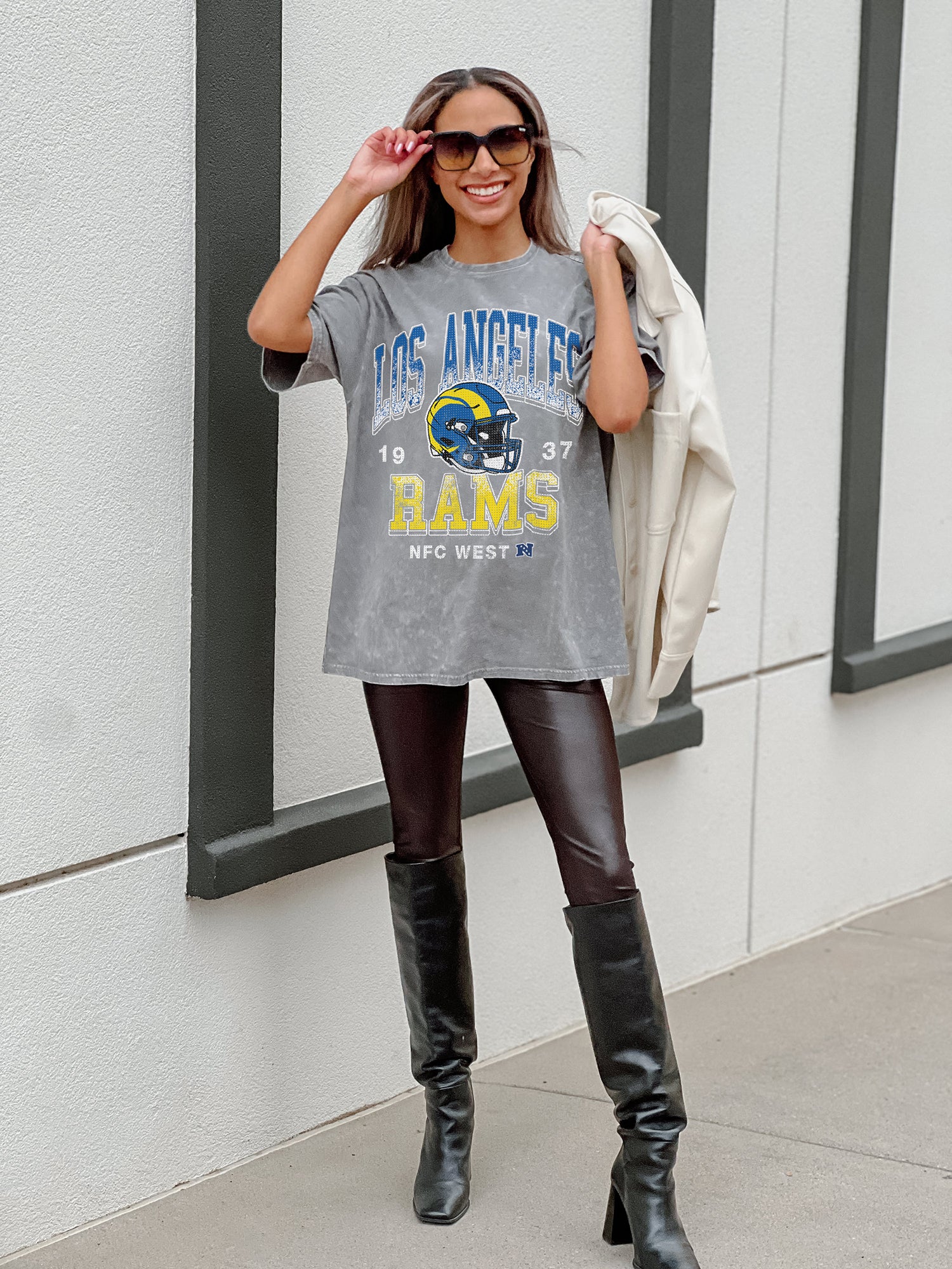 LOS ANGELES RAMS Nothing But The Best Oversized Crewneck Tee