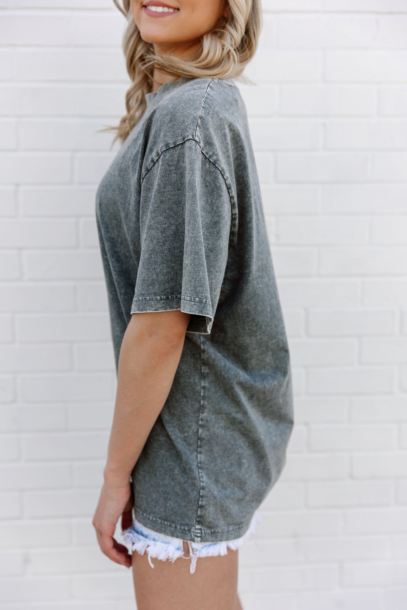 LEHIGH MOUNTAIN HAWKS THROWBACK OVERSIZED CREWNECK TEE