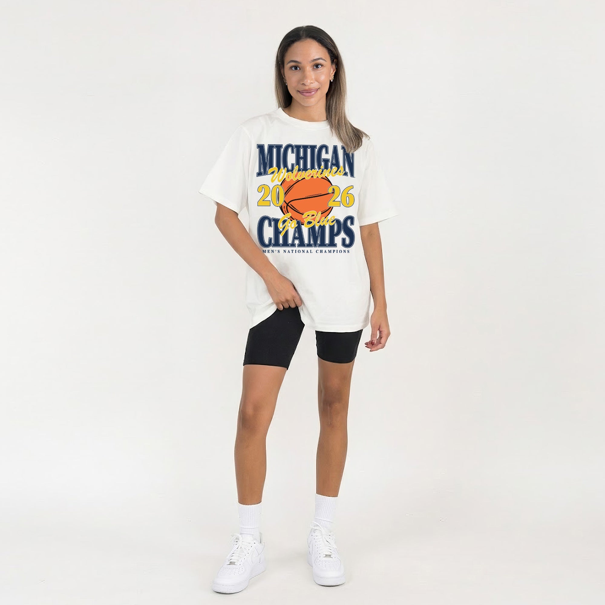 MICHIGAN WOLVERINES 2026 MEN'S NATIONAL BASKETBALL CHAMPIONS WASHED RELAXED FIT TEE