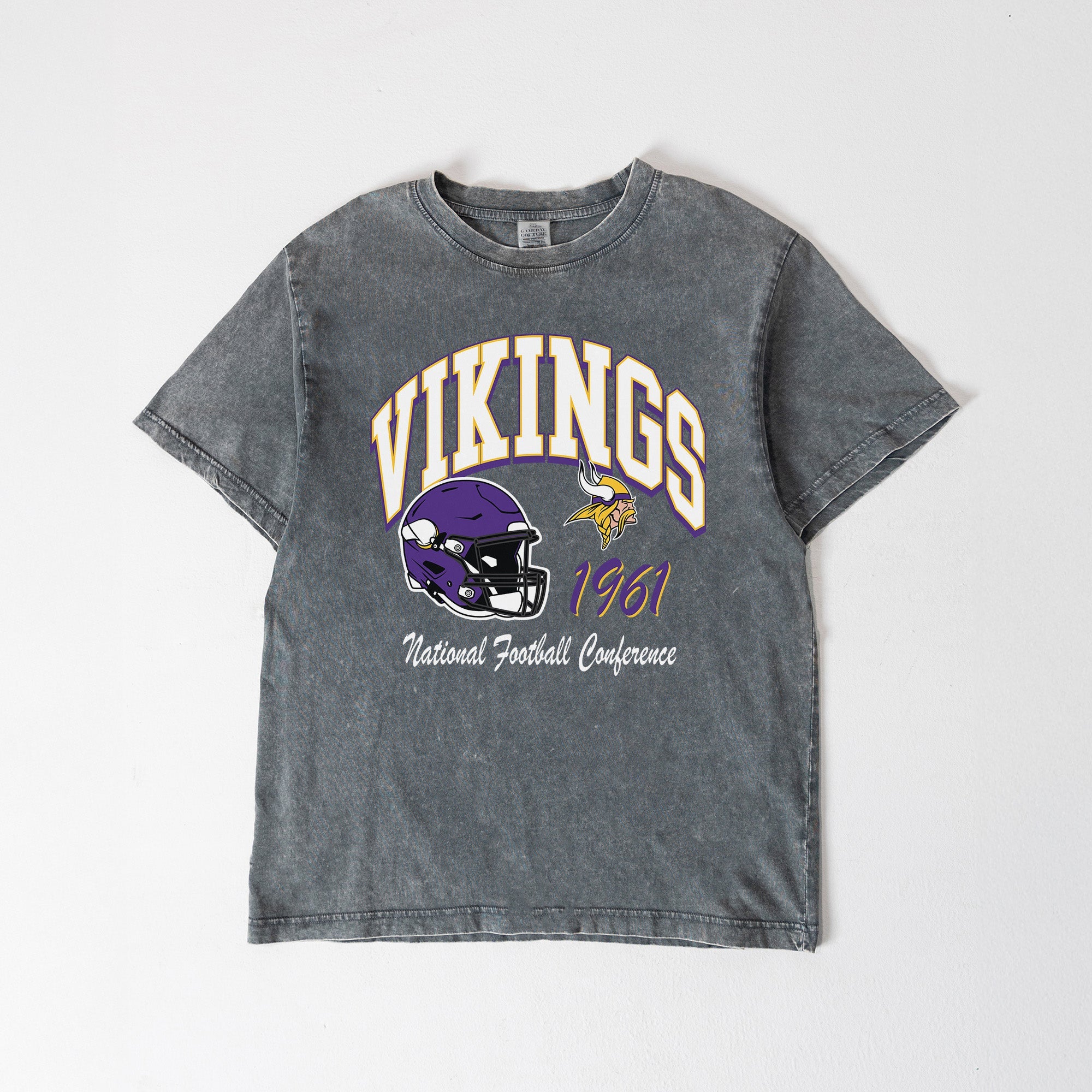 MINNESOTA VIKINGS CLASSIC MOTION WASHED RELAXED FIT TEE