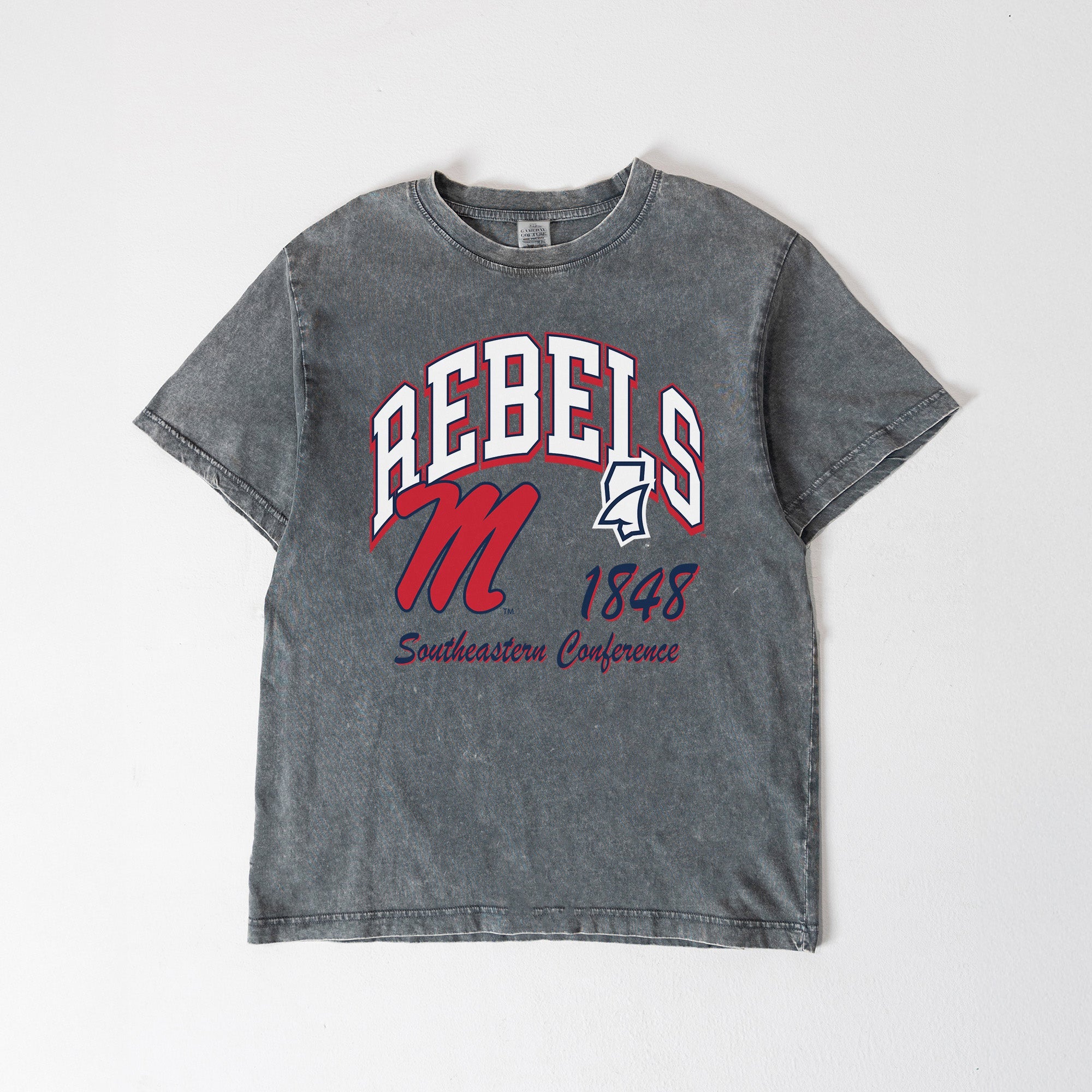 OLE MISS REBELS CLASSIC MOTION WASHED RELAXED FIT TEE