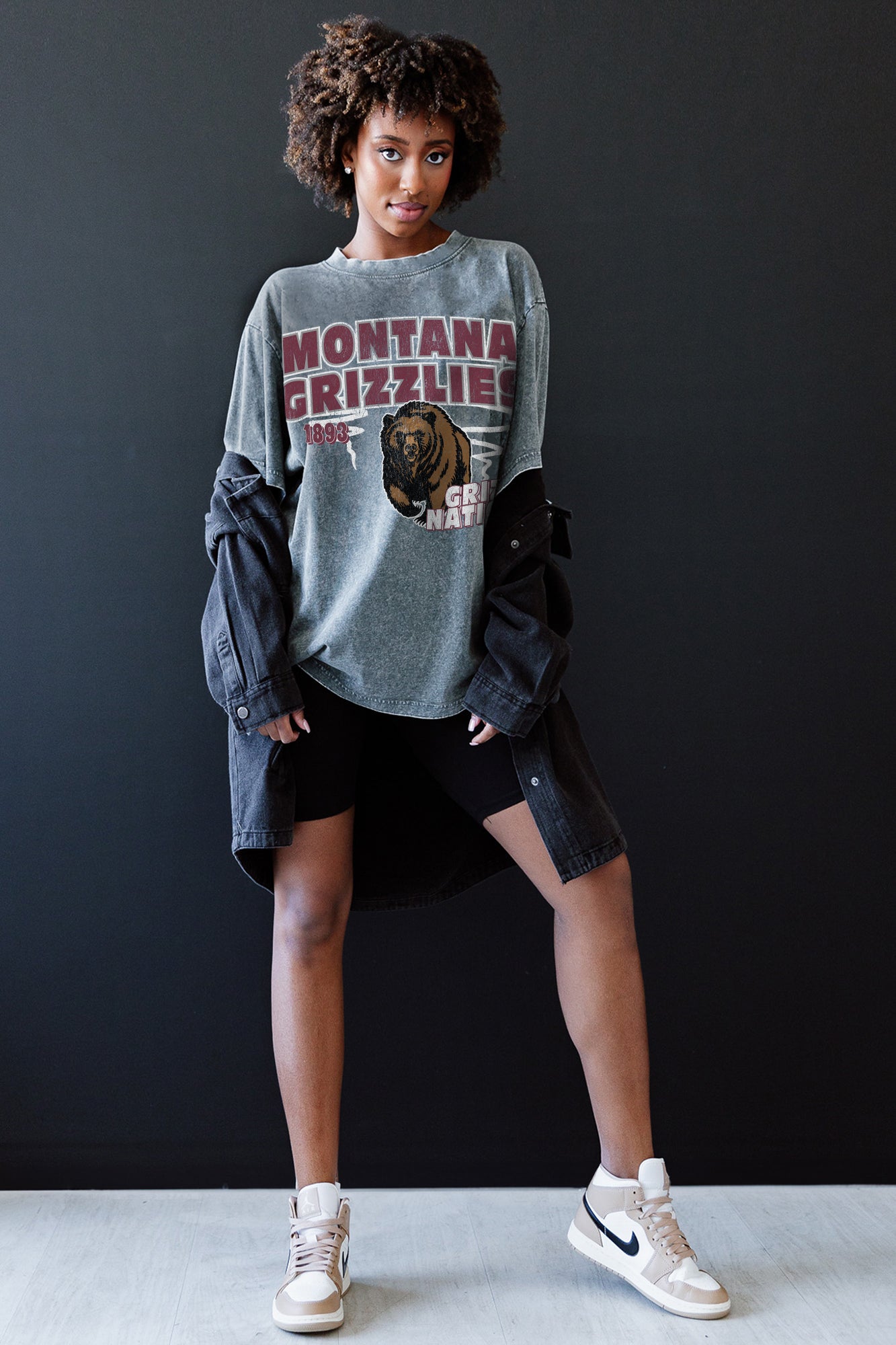 MONTANA GRIZZLIES KEEP THE LEAD OVERSIZED CREWNECK TEE