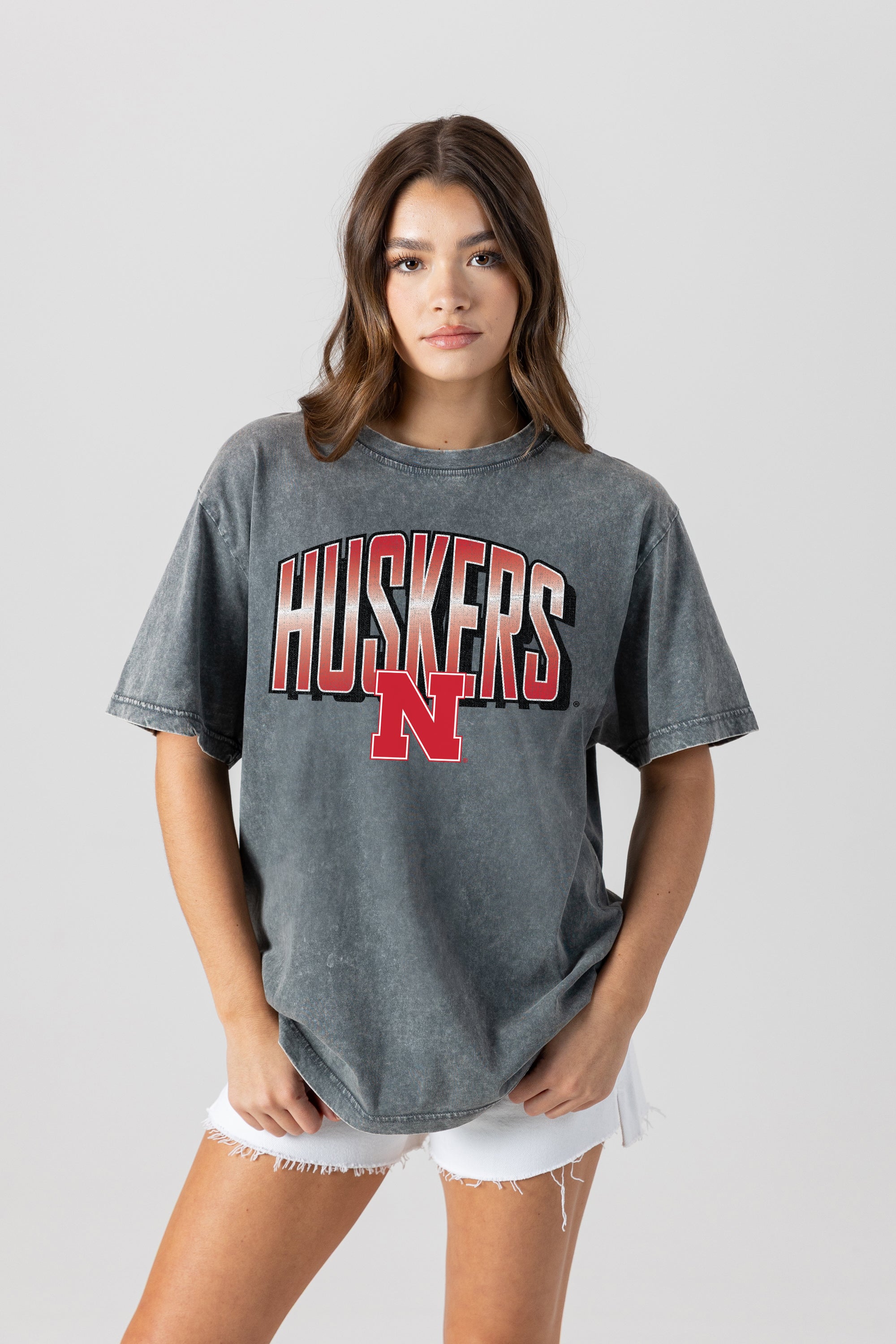 NEBRASKA CORNHUSKERS PEAK PERFORMANCE OVERSIZED CREWNECK TEE