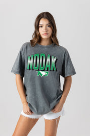 NORTH DAKOTA FIGHTING HAWKS PEAK PERFORMANCE OVERSIZED CREWNECK TEE