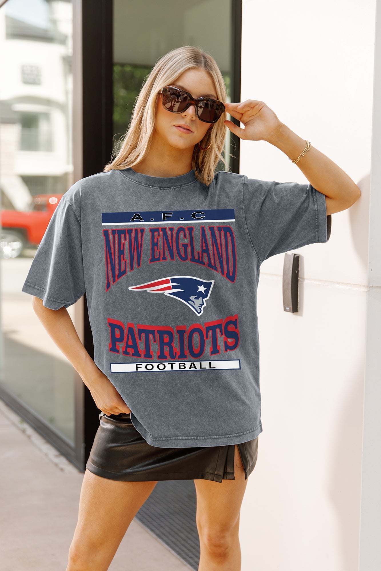 NEW ENGLAND PATRIOTS CLASSIC GRIND WASHED RELAXED FIT TEE