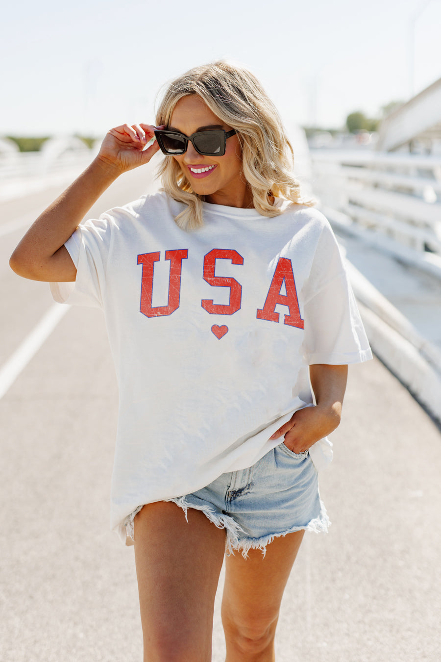 BORN IN THE USA OVERSIZED VINTAGE WASH TEE