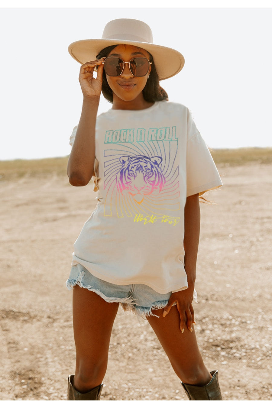 THE 1980S TIGER TOUR OVERSIZED VINTAGE WASH TEE