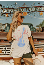 IT'S SHOWTIME IN NASHVILLE OVERSIZED VINTAGE WASH TEE