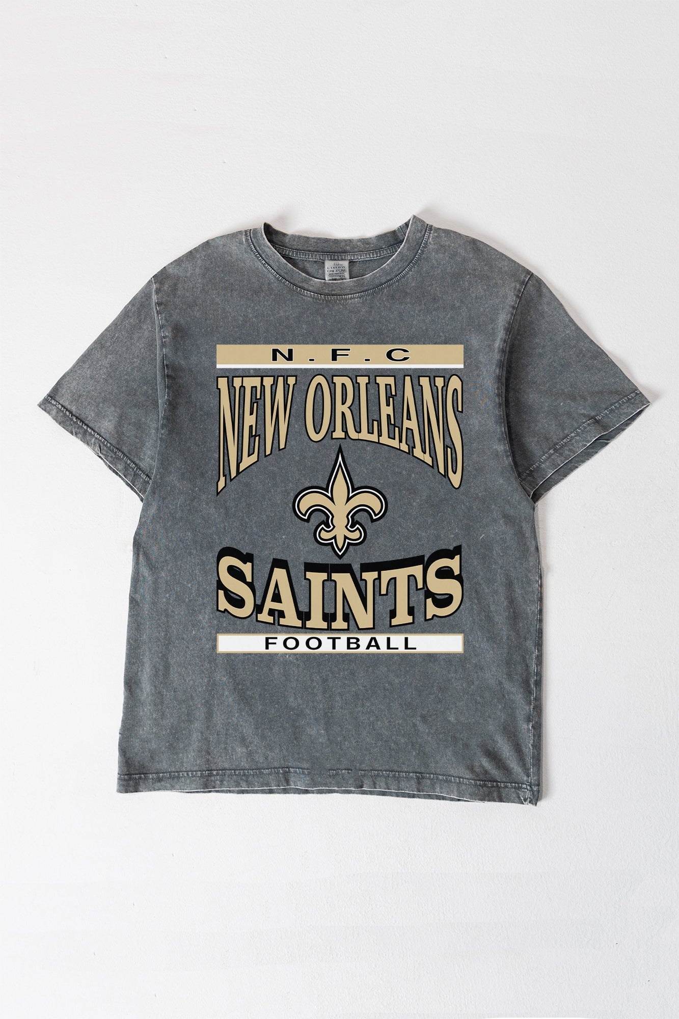 NEW ORLEANS SAINTS CLASSIC GRIND WASHED RELAXED FIT TEE