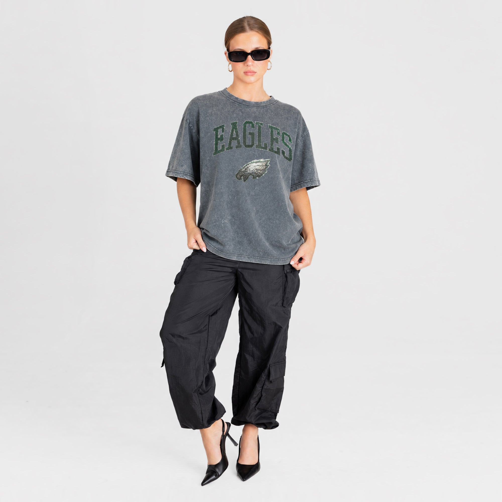 PHILADELPHIA EAGLES BLING SEASON OVERSIZED CREWNECK TEE