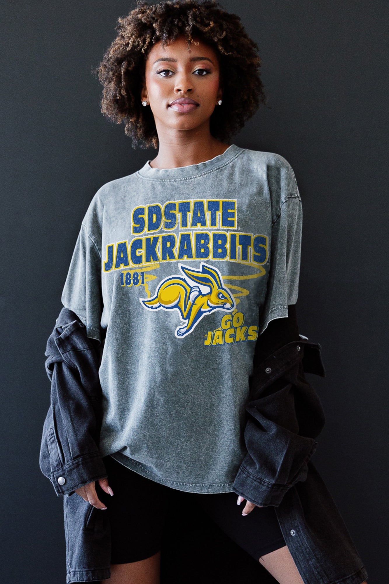 SOUTH DAKOTA STATE JACKRABBITS KEEP THE LEAD OVERSIZED CREWNECK TEE