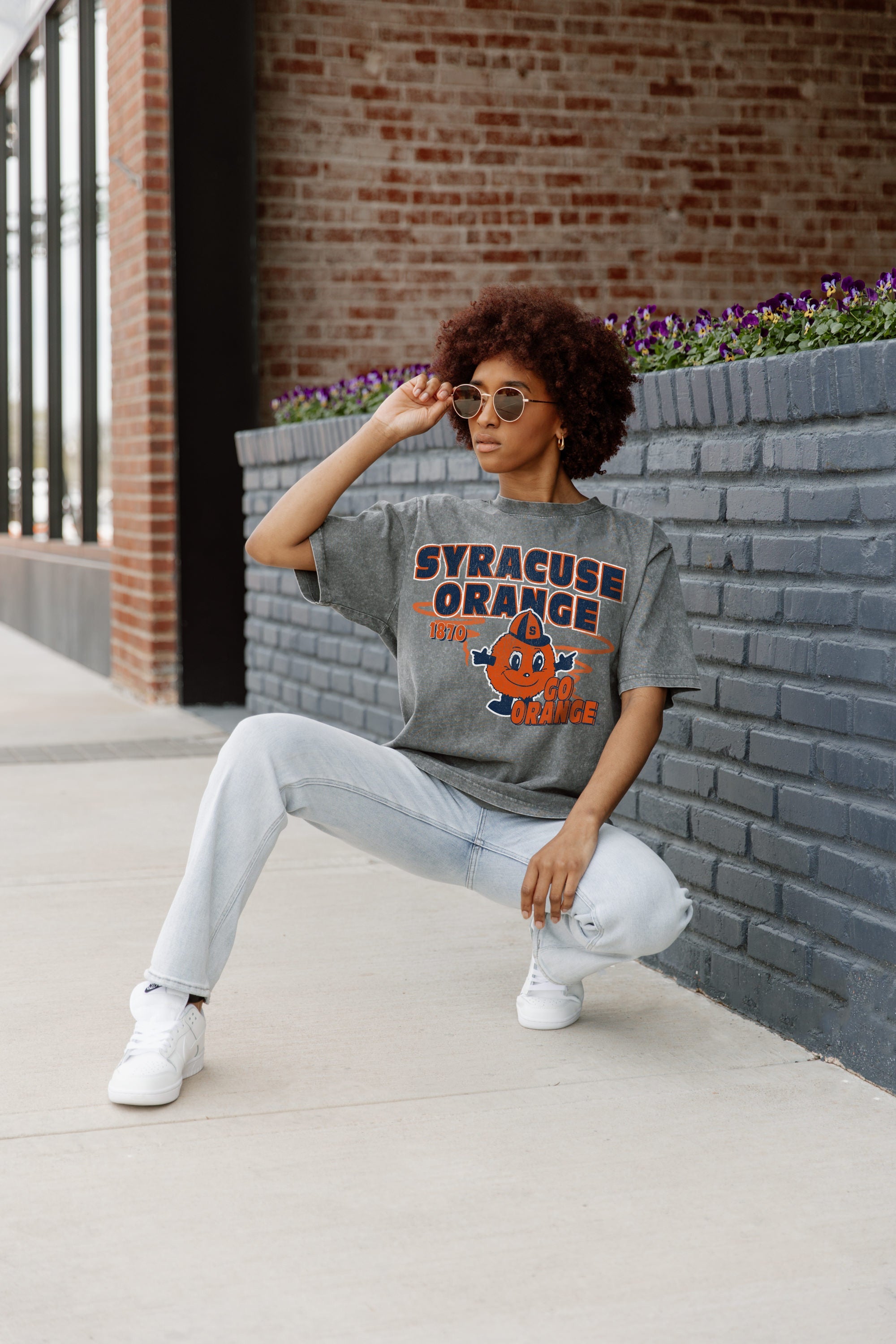 SYRACUSE ORANGE KEEP THE LEAD OVERSIZED CREWNECK TEE