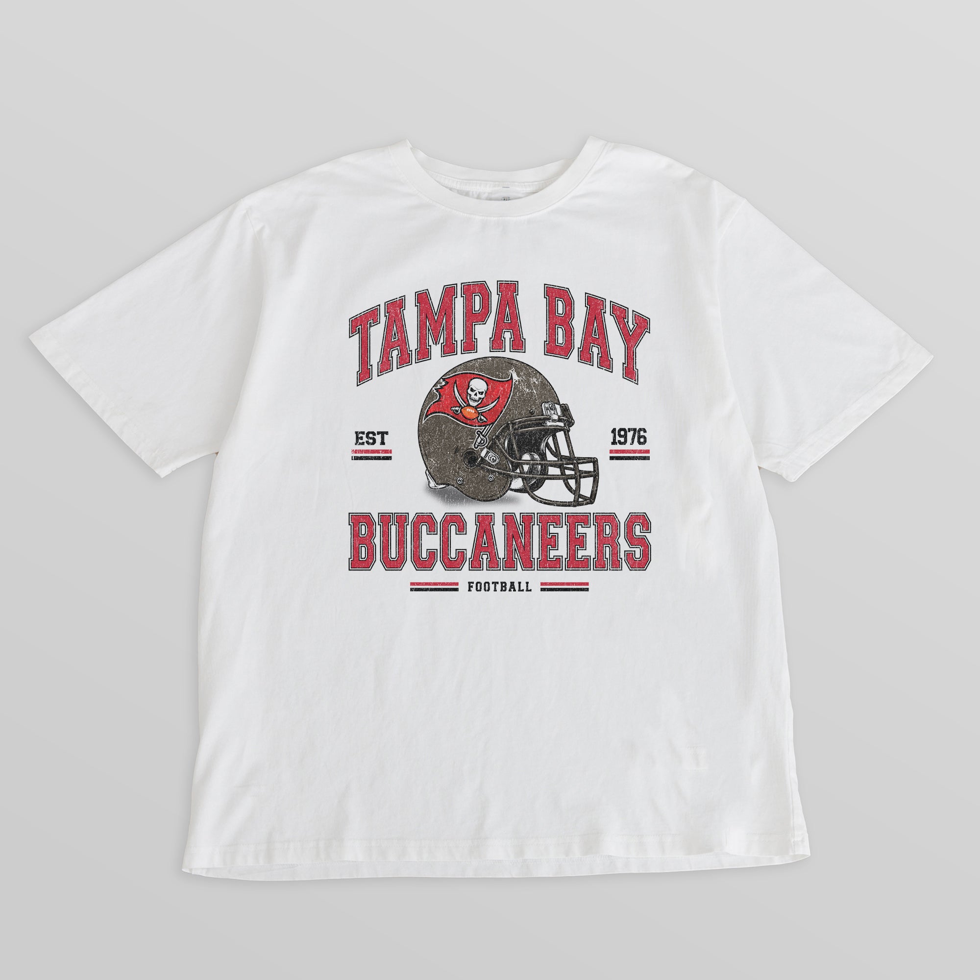 TAMPA BAY BUCCANEERS PLAY TO WIN WASHED RELAXED FIT TEE