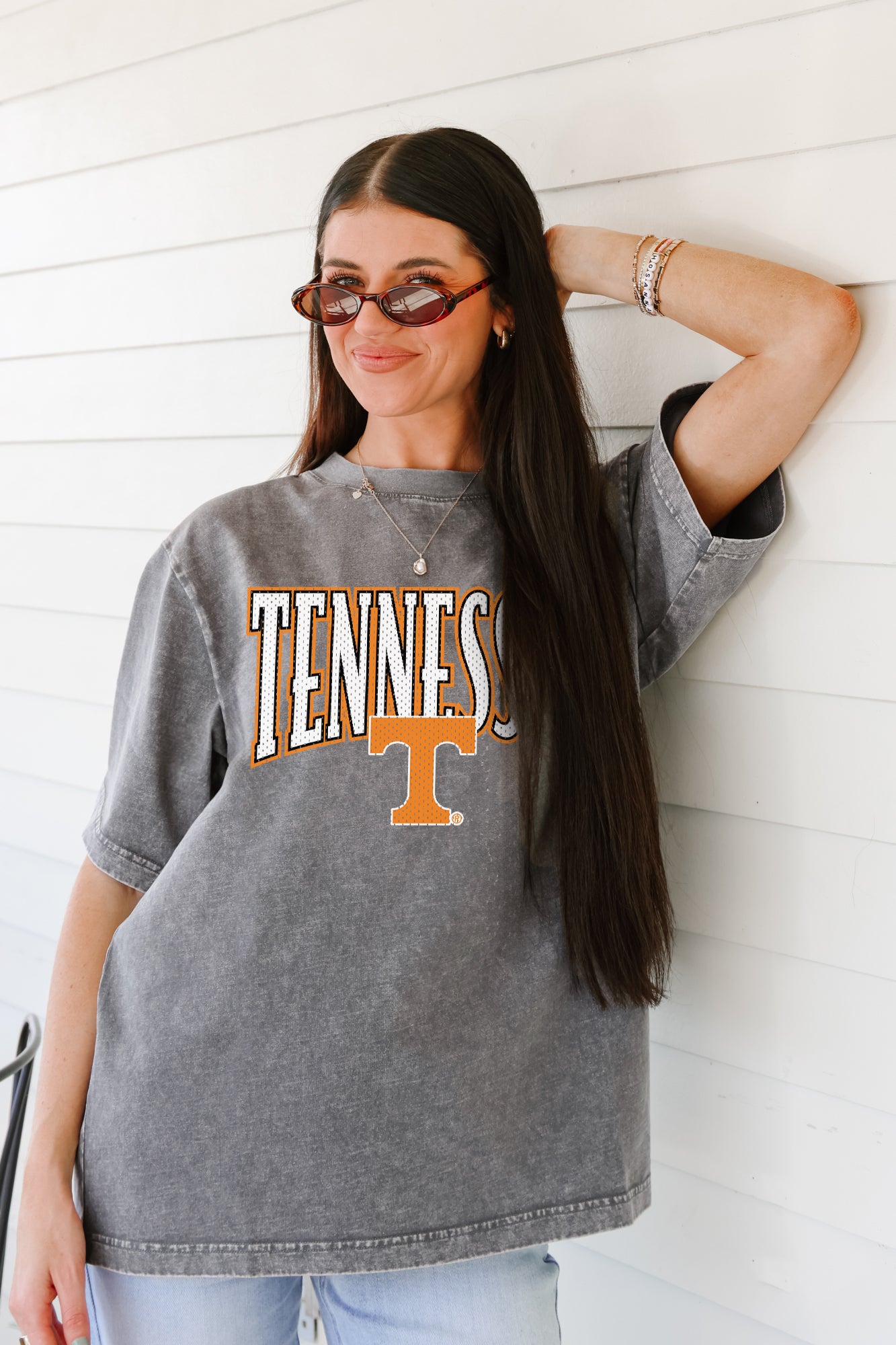 TENNESSEE VOLUNTEERS PLAYBOOK WIN OVERSIZED CREWNECK TEE