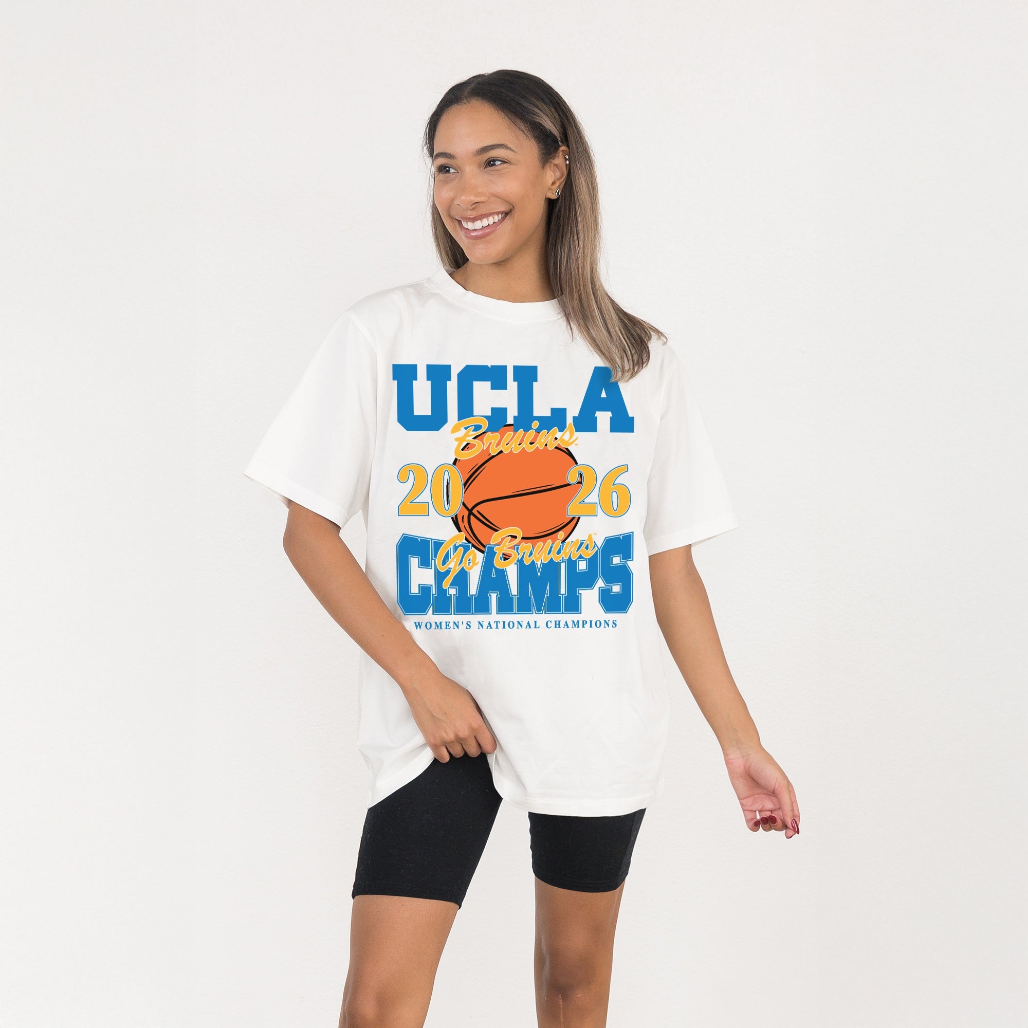 UCLA BRUINS 2026 WOMEN'S NATIONAL BASKETBALL CHAMPIONS WASHED RELAXED FIT TEE