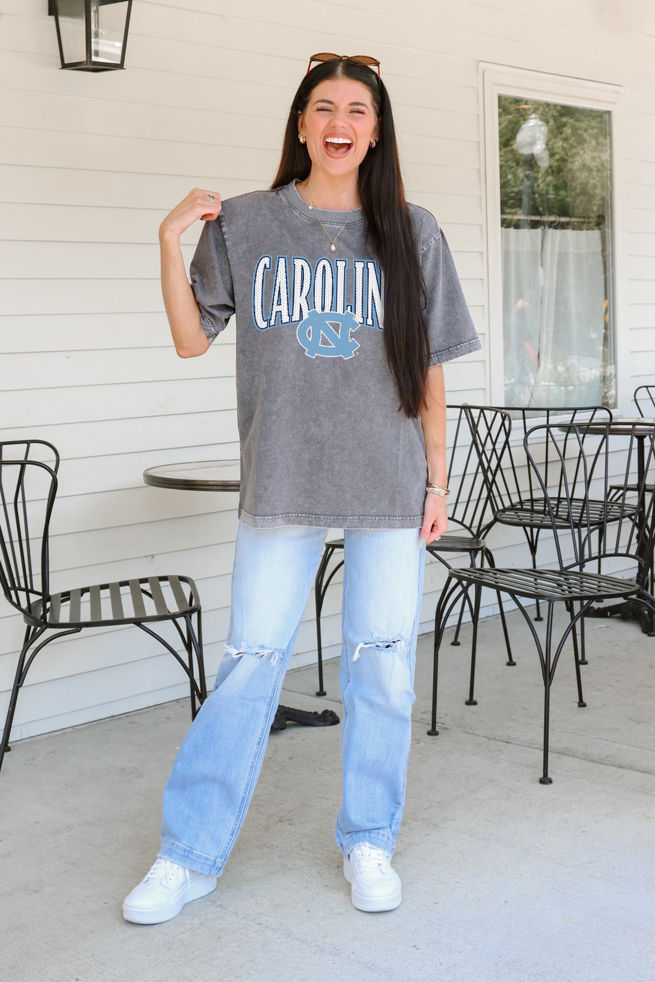 NORTH CAROLINA TAR HEELS PLAYBOOK WIN OVERSIZED CREWNECK TEE