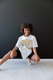 VANDERBILT COMMODORES IN THE LEAD OVERSIZED CREWNECK TEE
