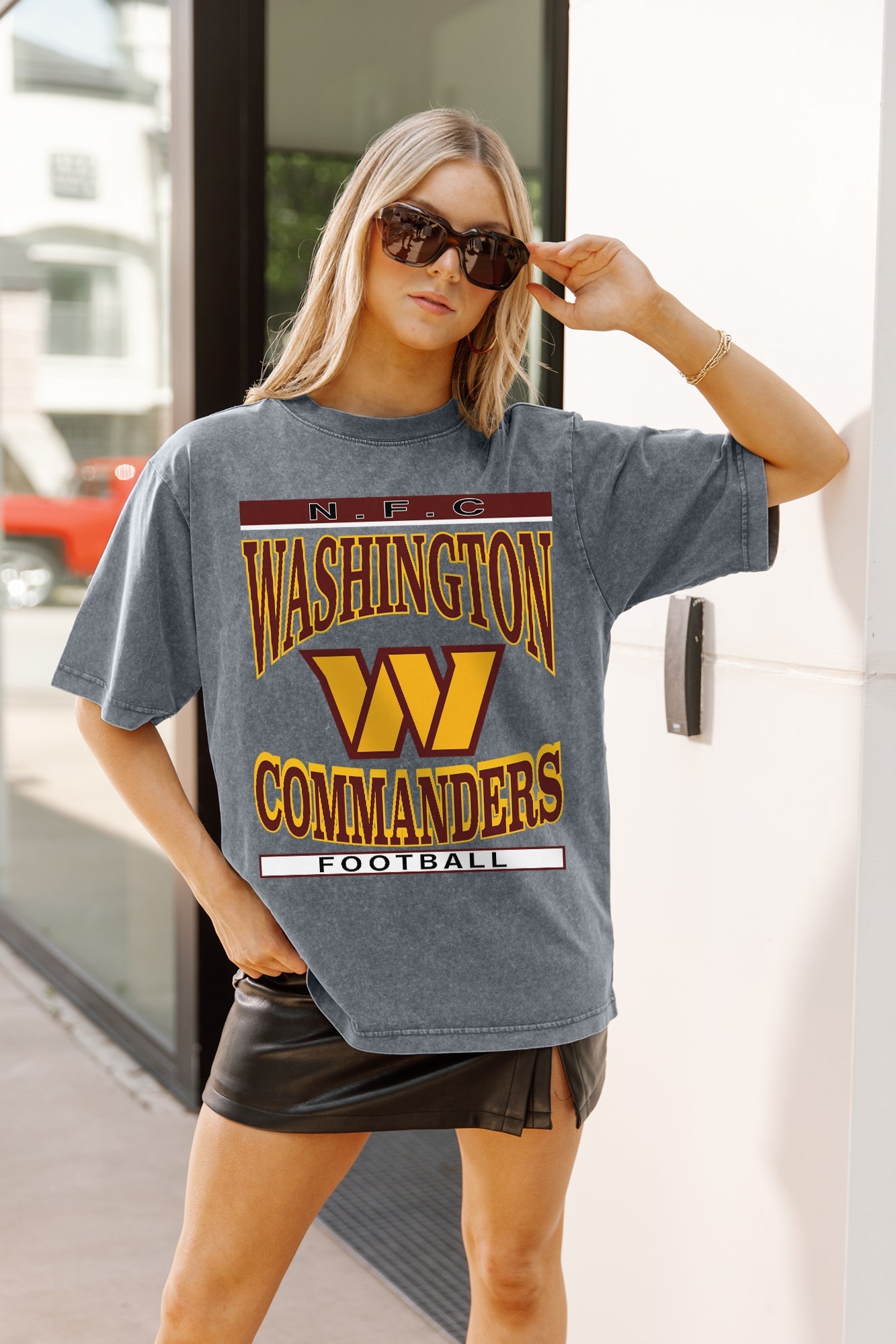 WASHINGTON COMMANDERS CLASSIC GRIND WASHED RELAXED FIT TEE