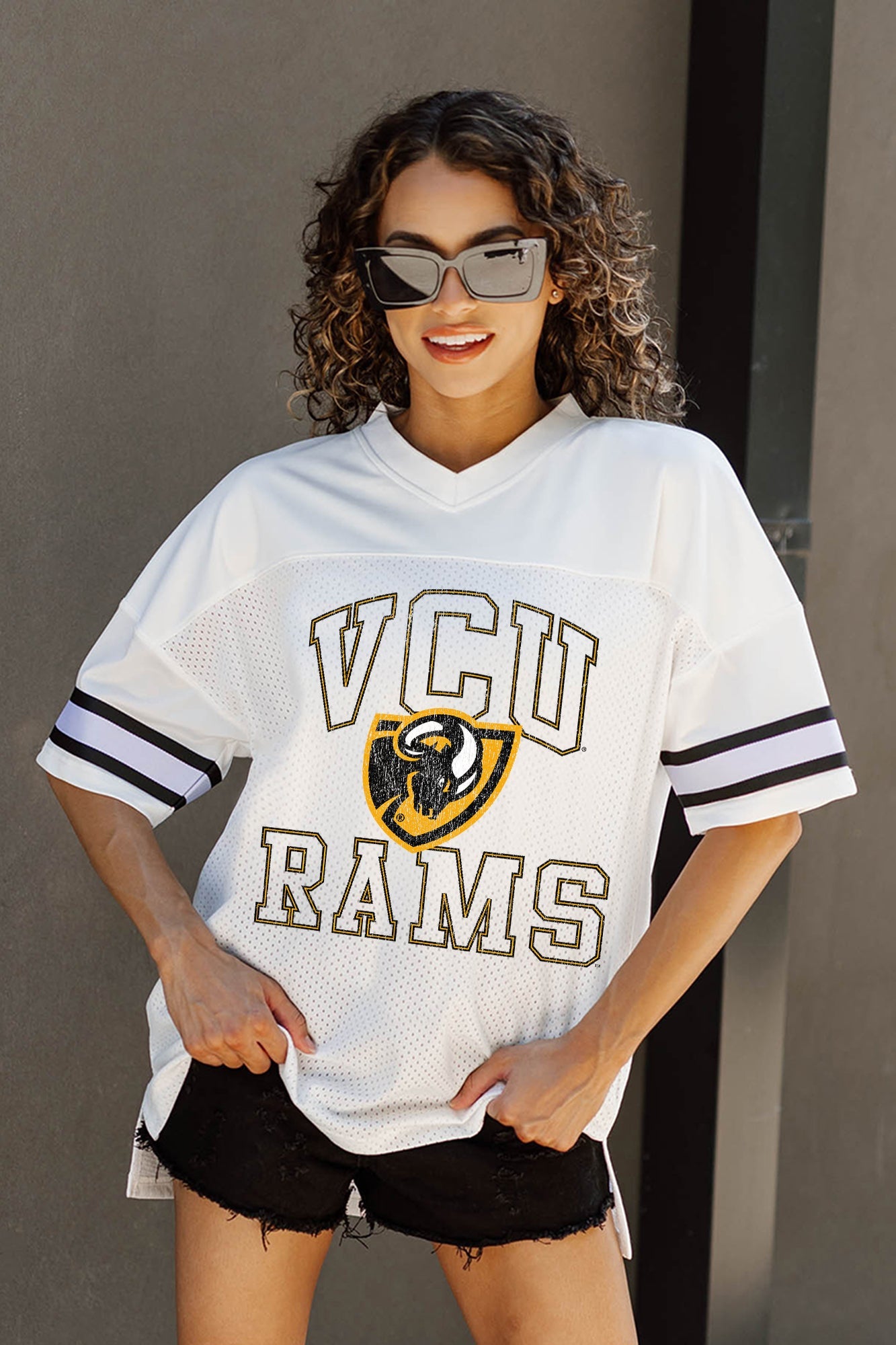 VIRGINIA COMMONWEALTH RAMS A STEP AHEAD ICONIC OVERSIZED FASHION JERSEY