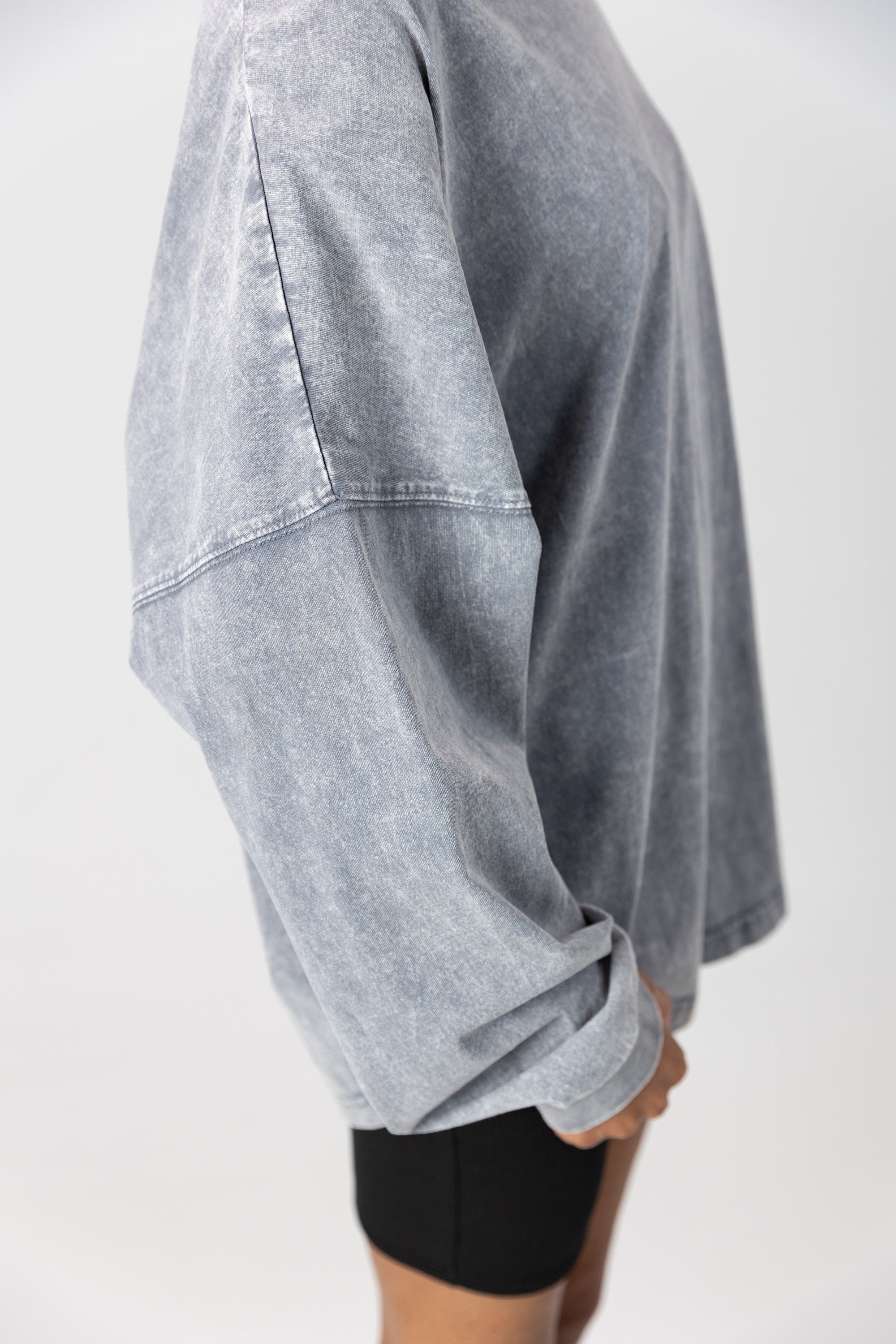 DETROIT LIONS STARBOUND OVERSIZED LONG SLEEVE SNOW WASH TEE