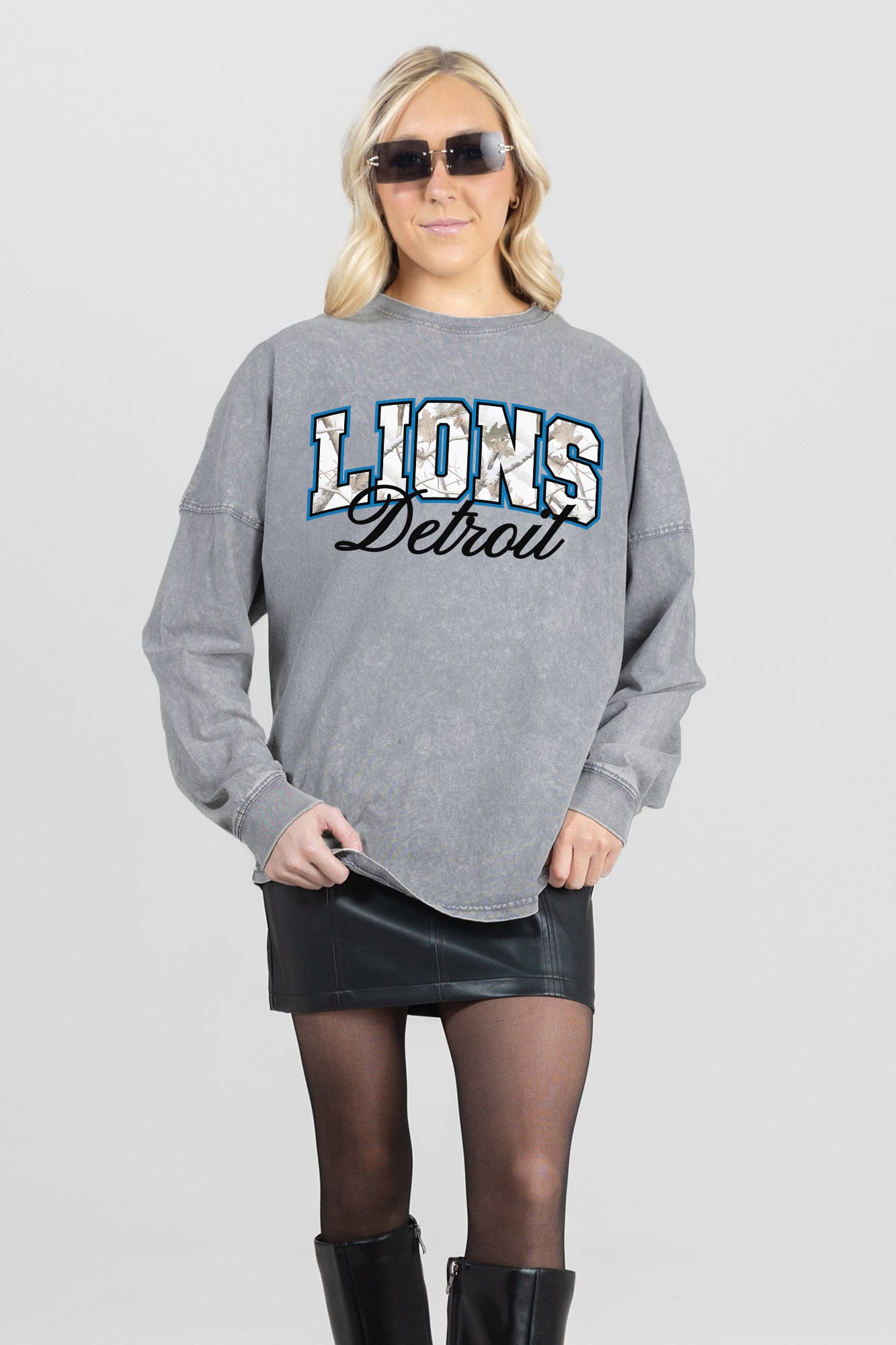 DETROIT LIONS ON THE HUNT FADED WASH PULLOVER