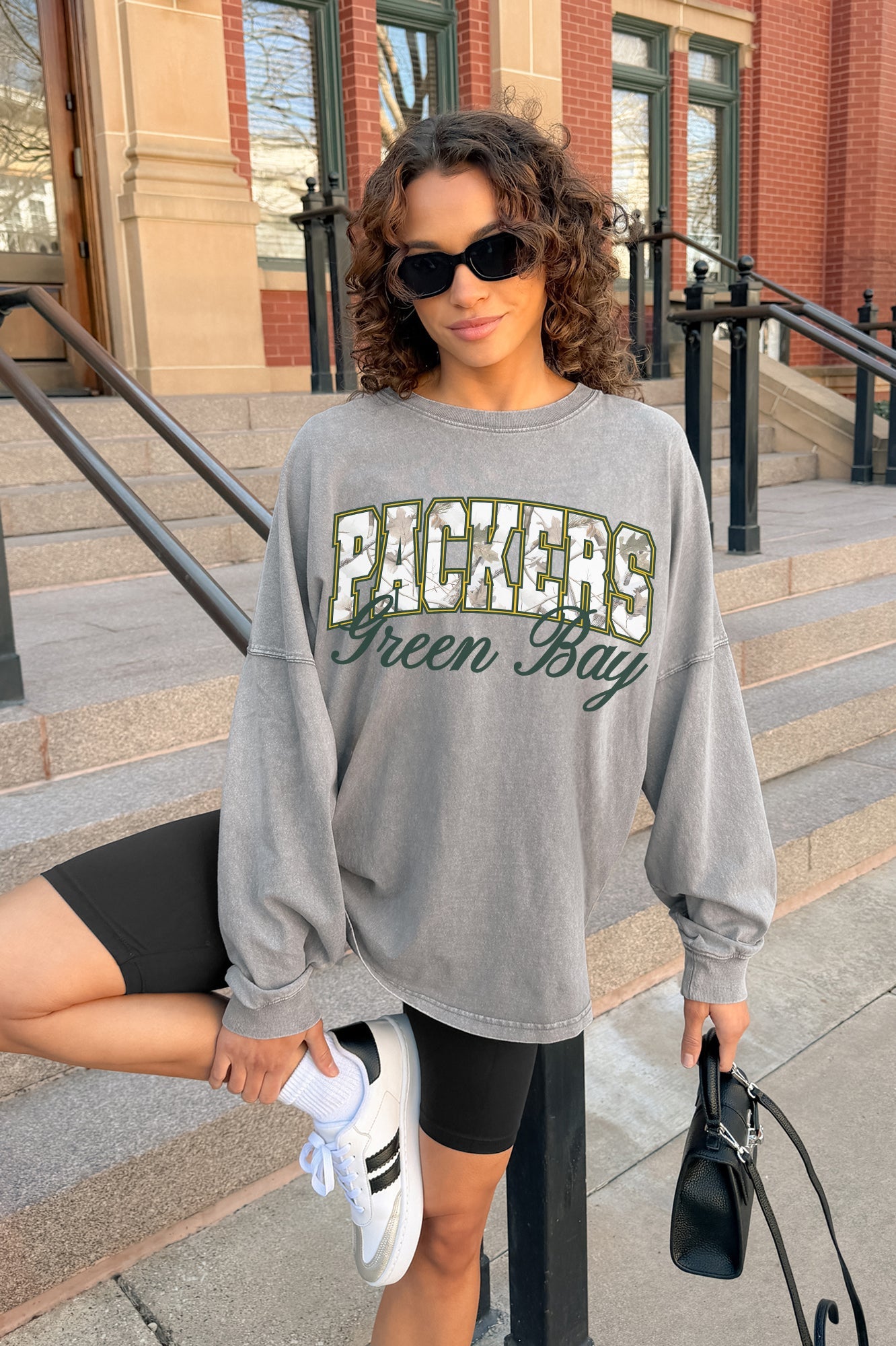 GREEN BAY PACKERS ON THE HUNT FADED WASH PULLOVER