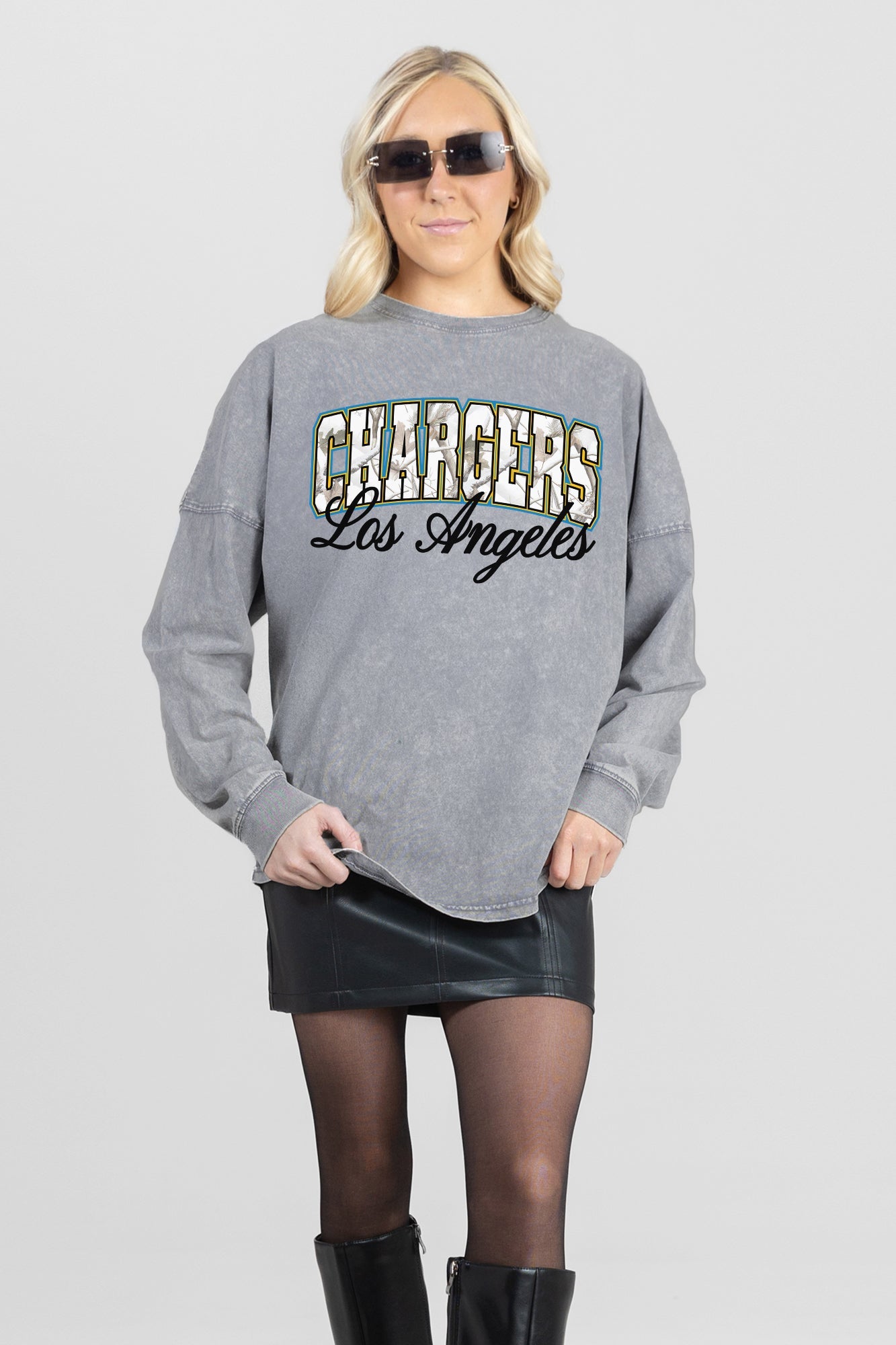 LOS ANGELES CHARGERS ON THE HUNT FADED WASH PULLOVER