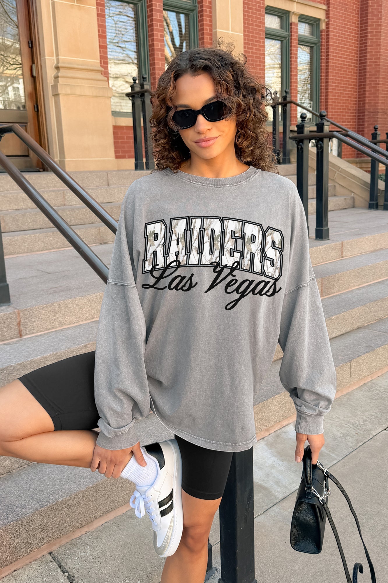 LAS VEGAS RAIDERS ON THE HUNT FADED WASH PULLOVER