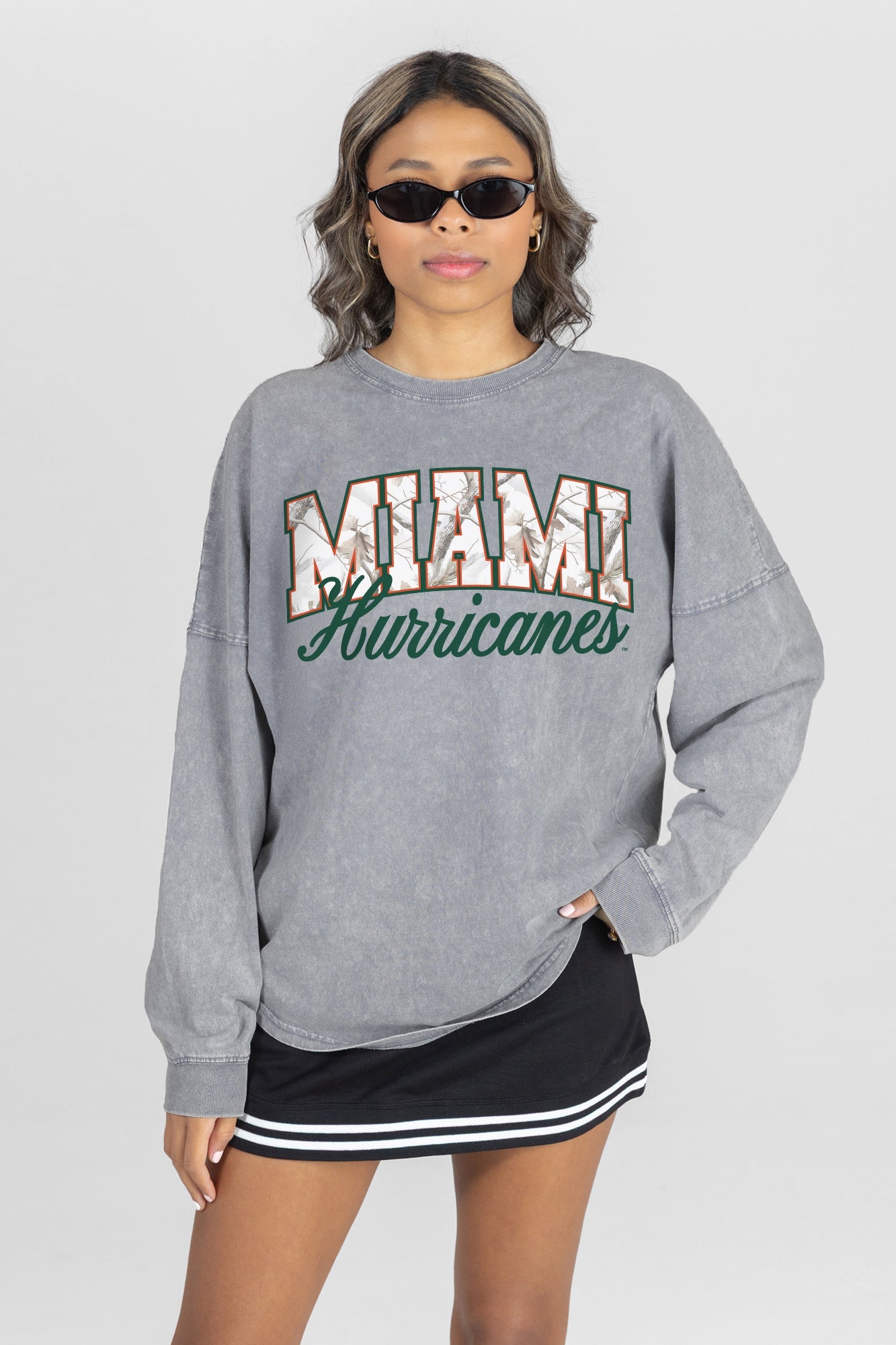 MIAMI HURRICANES ON THE HUNT FADED WASH PULLOVER