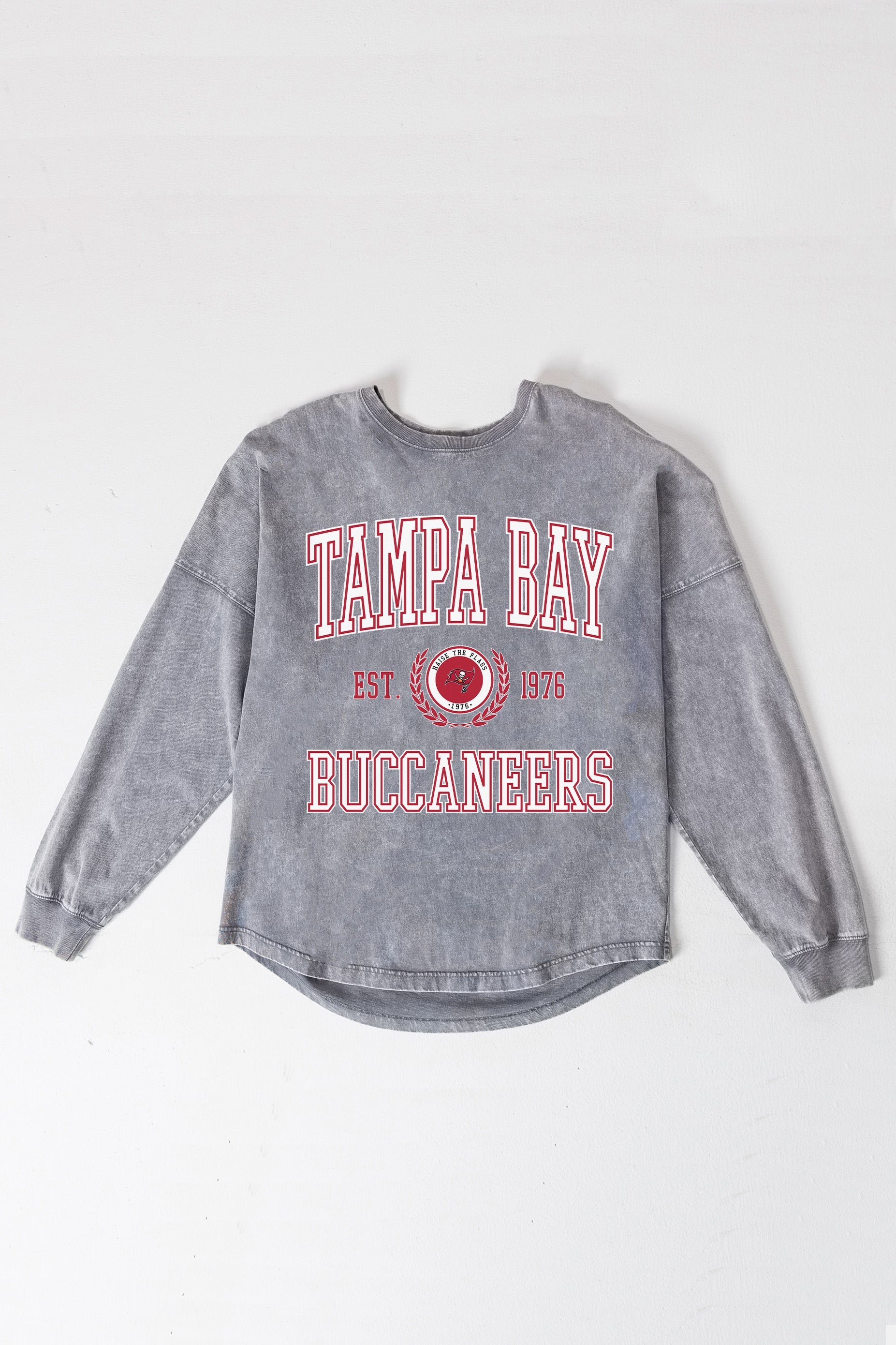 TAMPA BAY BUCCANEERS FINAL SCORE FADED WASH PULLOVER