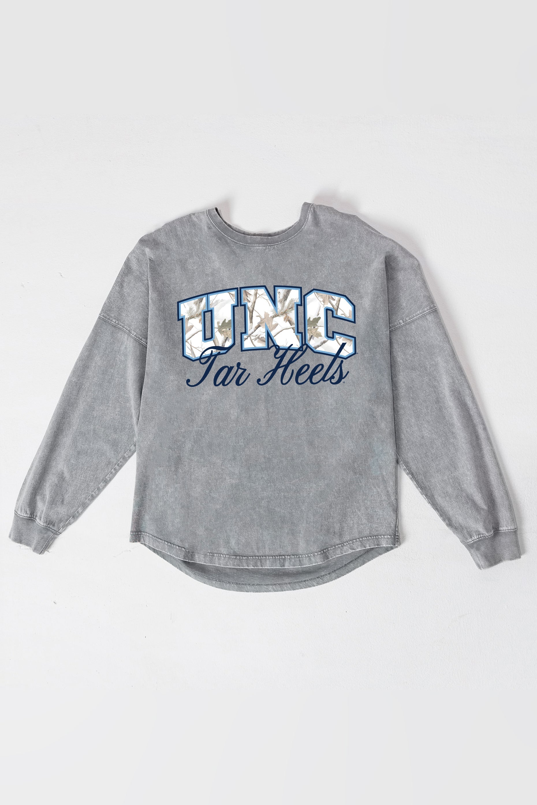 NORTH CAROLINA TAR HEELS ON THE HUNT FADED WASH PULLOVER