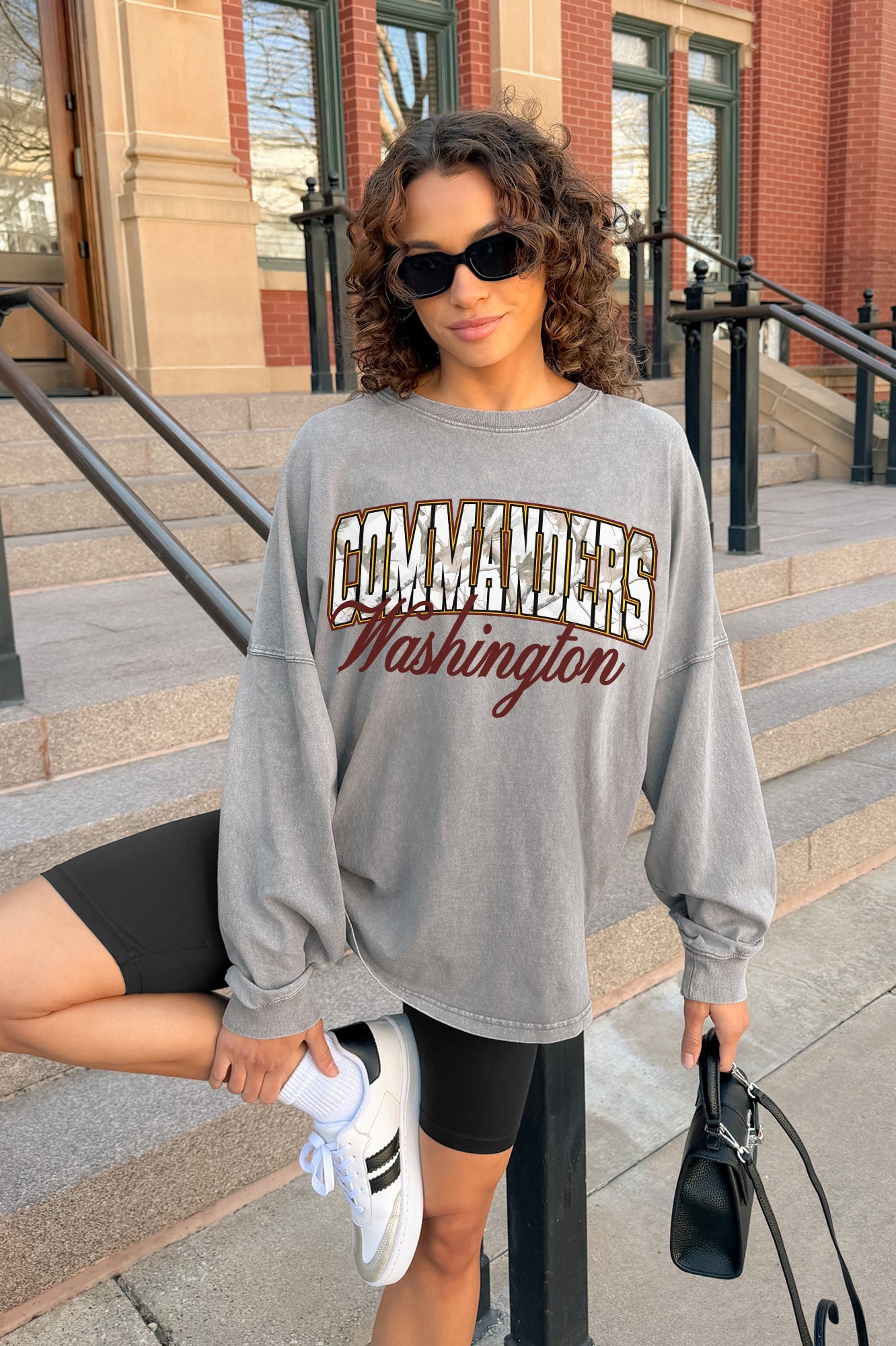 WASHINGTON COMMANDERS ON THE HUNT FADED WASH PULLOVER