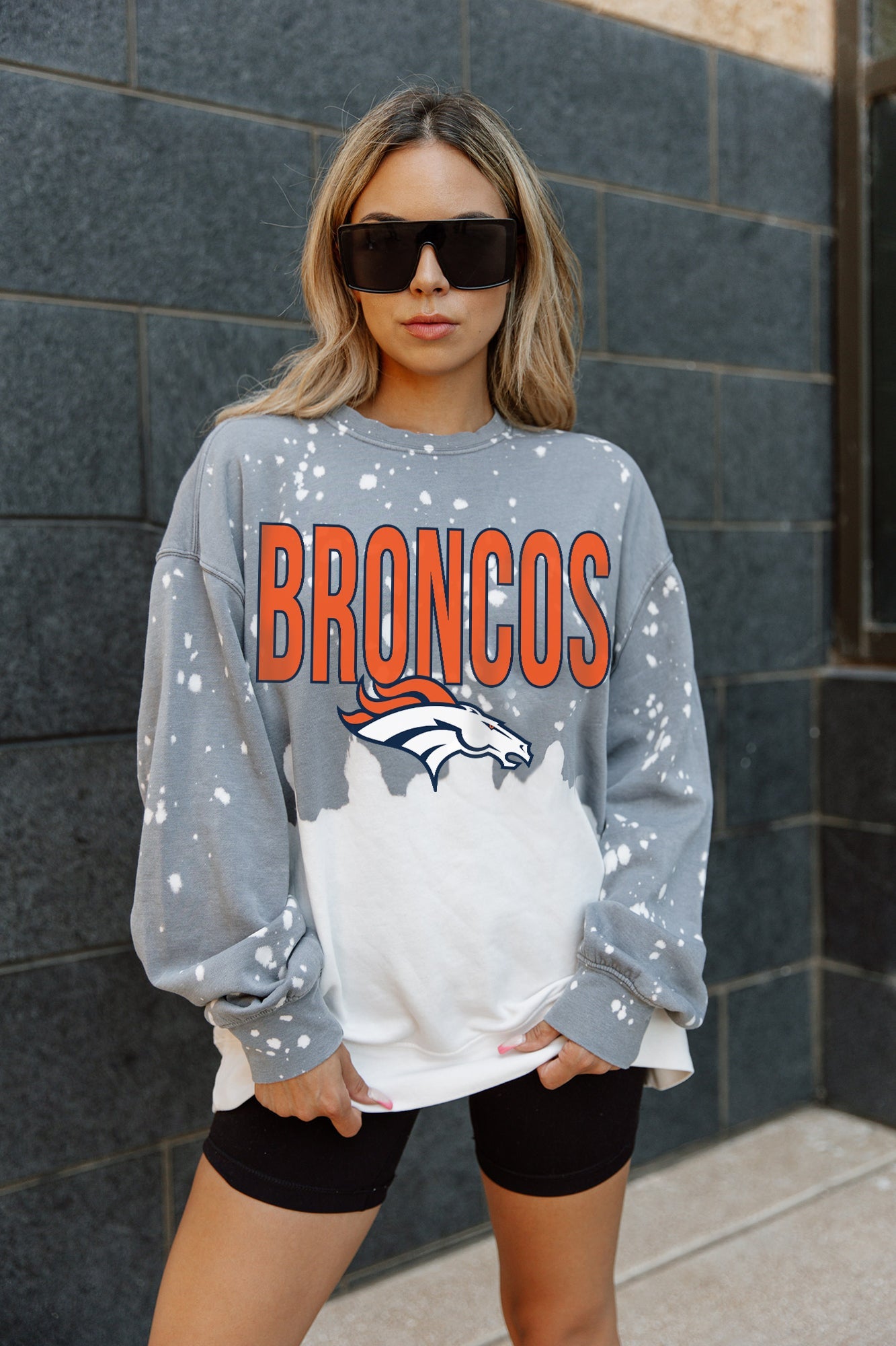 DENVER BRONCOS CASUAL FAN LONG-SLEEVE FRENCH TERRY PULLOVER