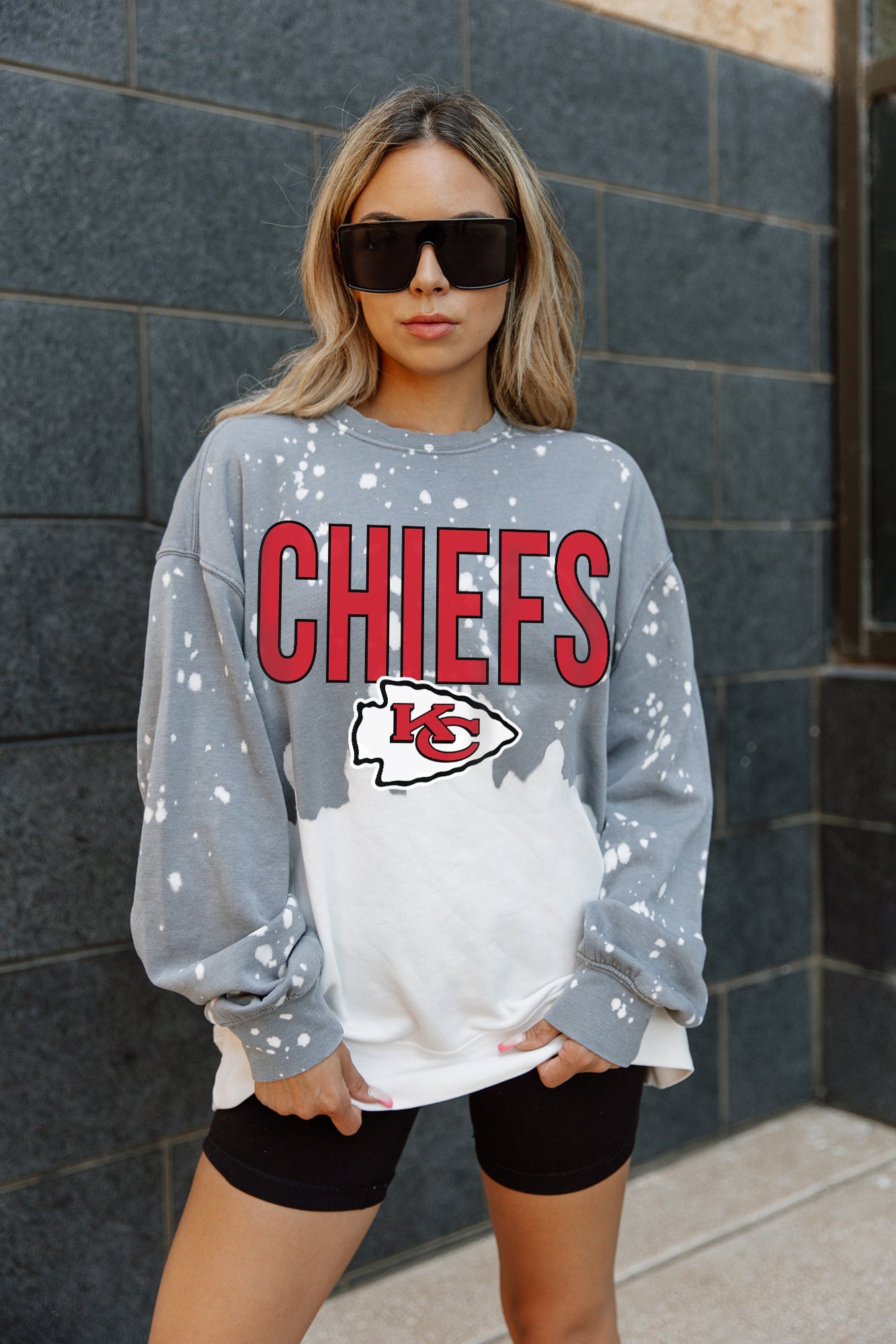 KANSAS CITY CHIEFS CASUAL FAN LONG-SLEEVE FRENCH TERRY PULLOVER