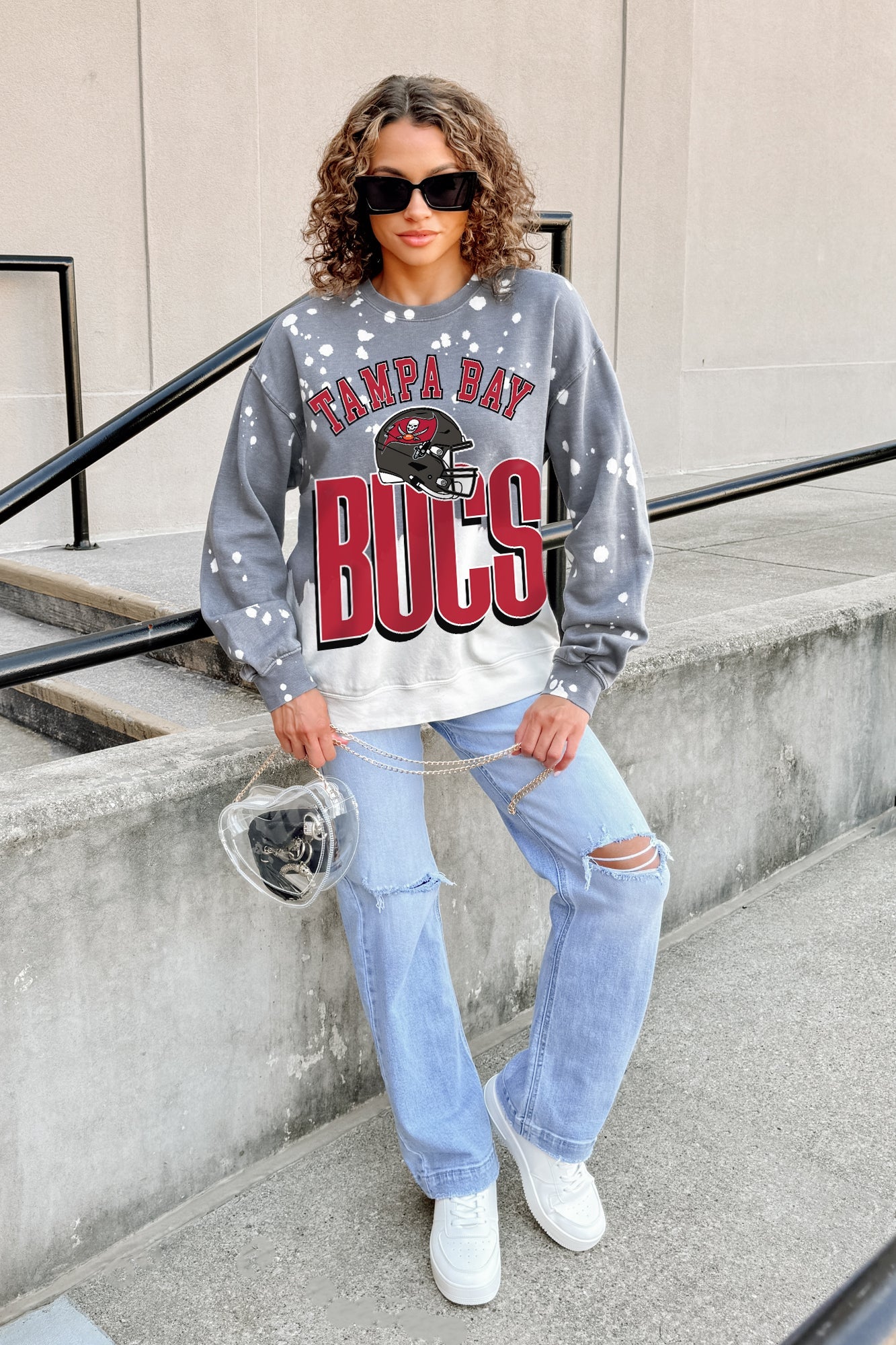 TAMPA BAY BUCCANEERS ARCH RIVALS LONG-SLEEVE FRENCH TERRY PULLOVER