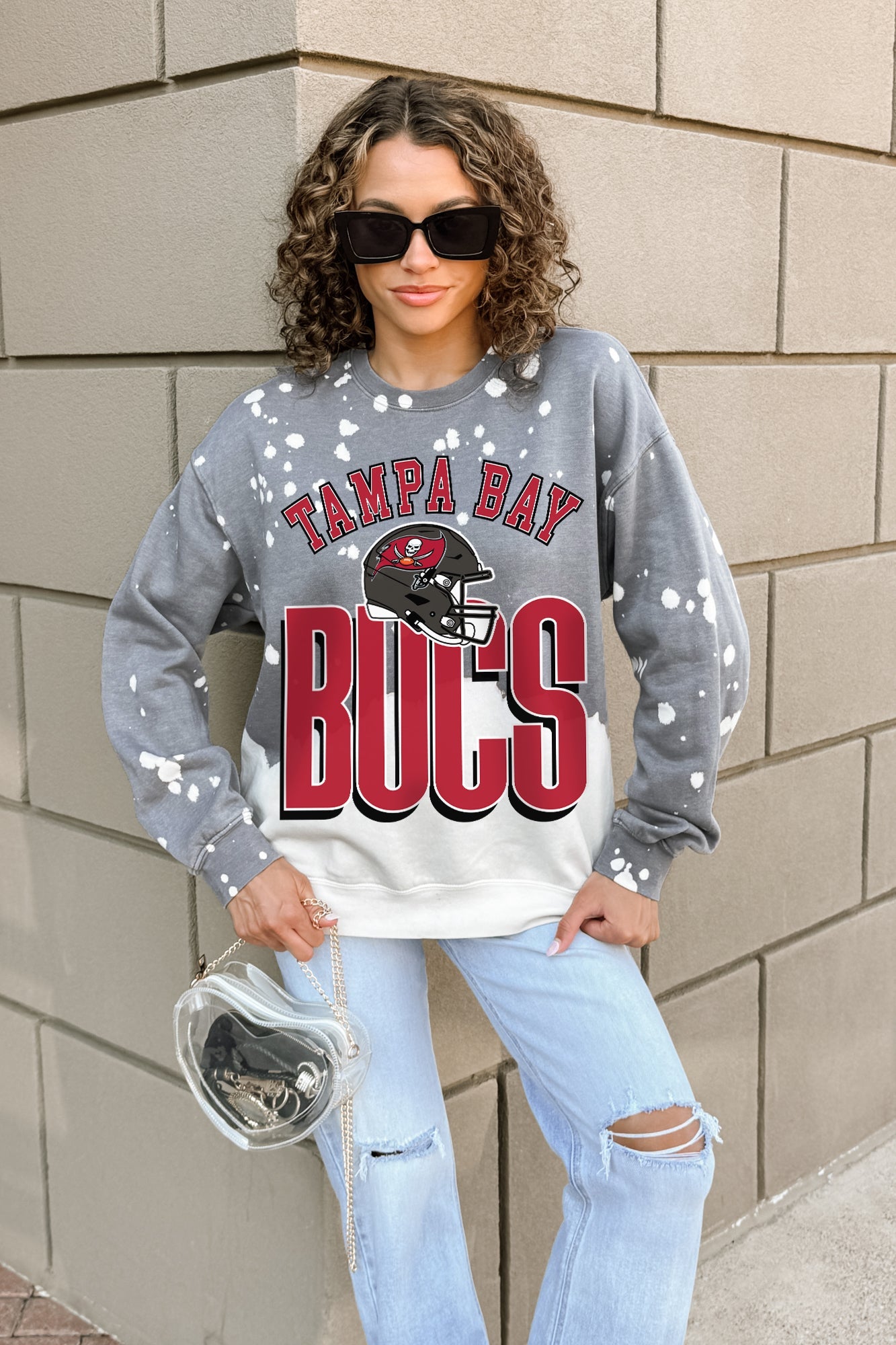 TAMPA BAY BUCCANEERS ARCH RIVALS LONG-SLEEVE FRENCH TERRY PULLOVER